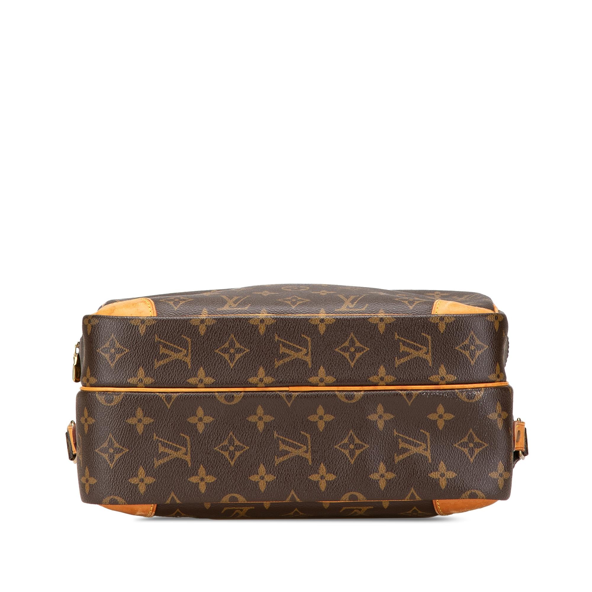 Louis Vuitton Monogram Nil Crossbody