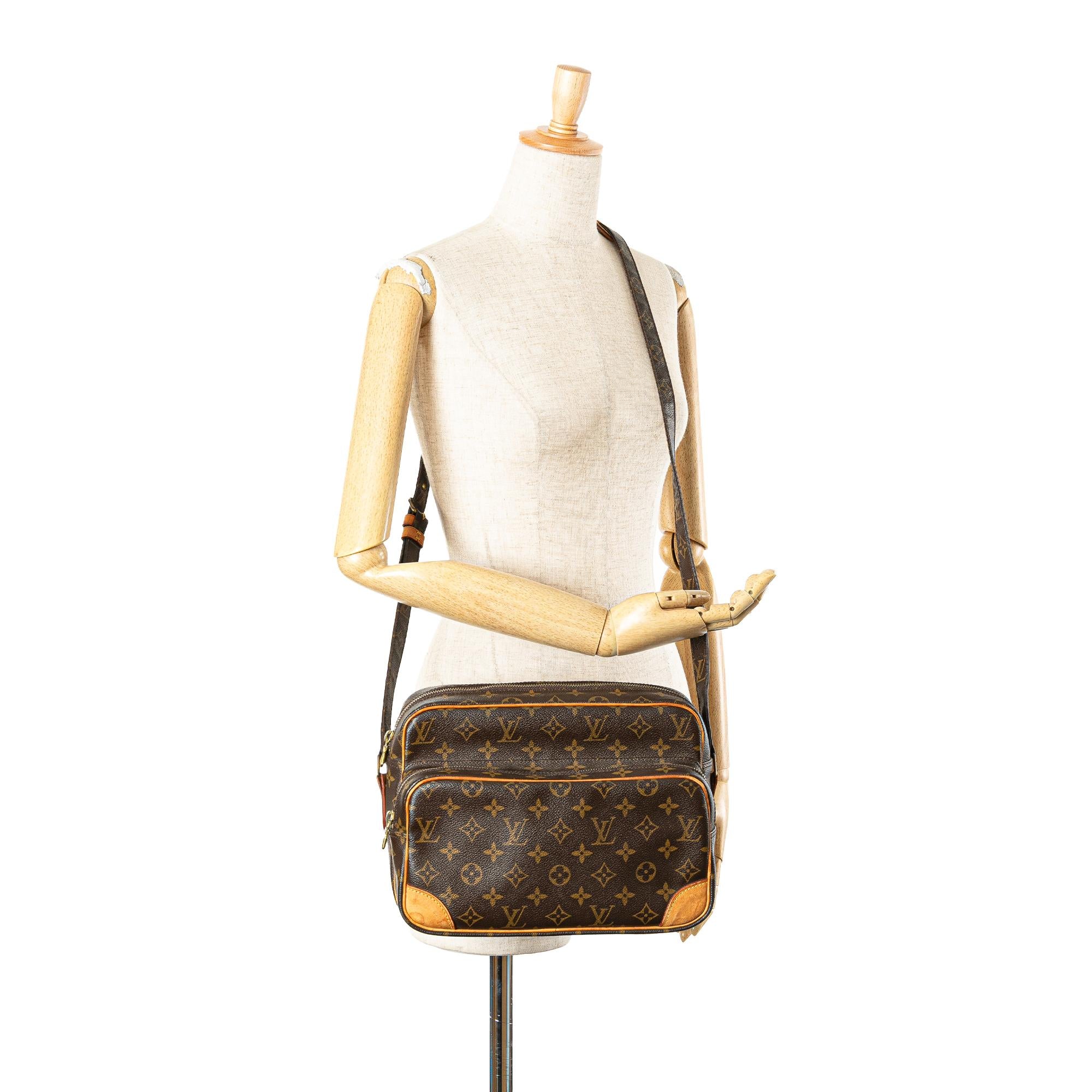 Louis Vuitton Monogram Nil Crossbody