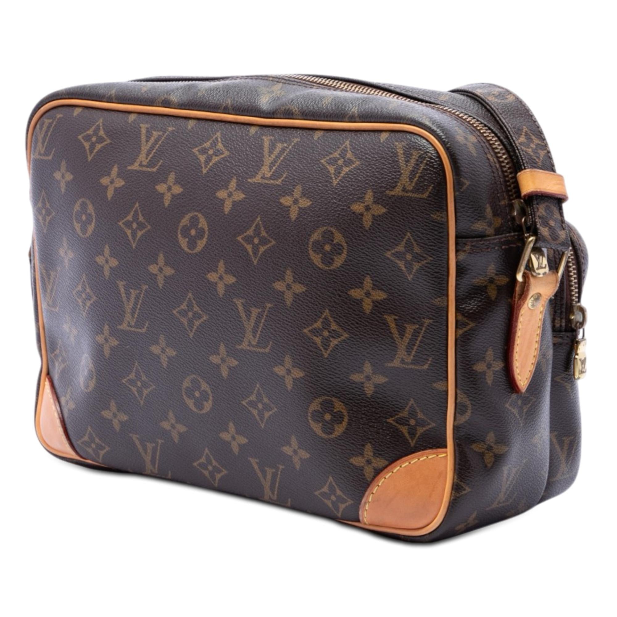 Louis Vuitton Monogram Nil Crossbody