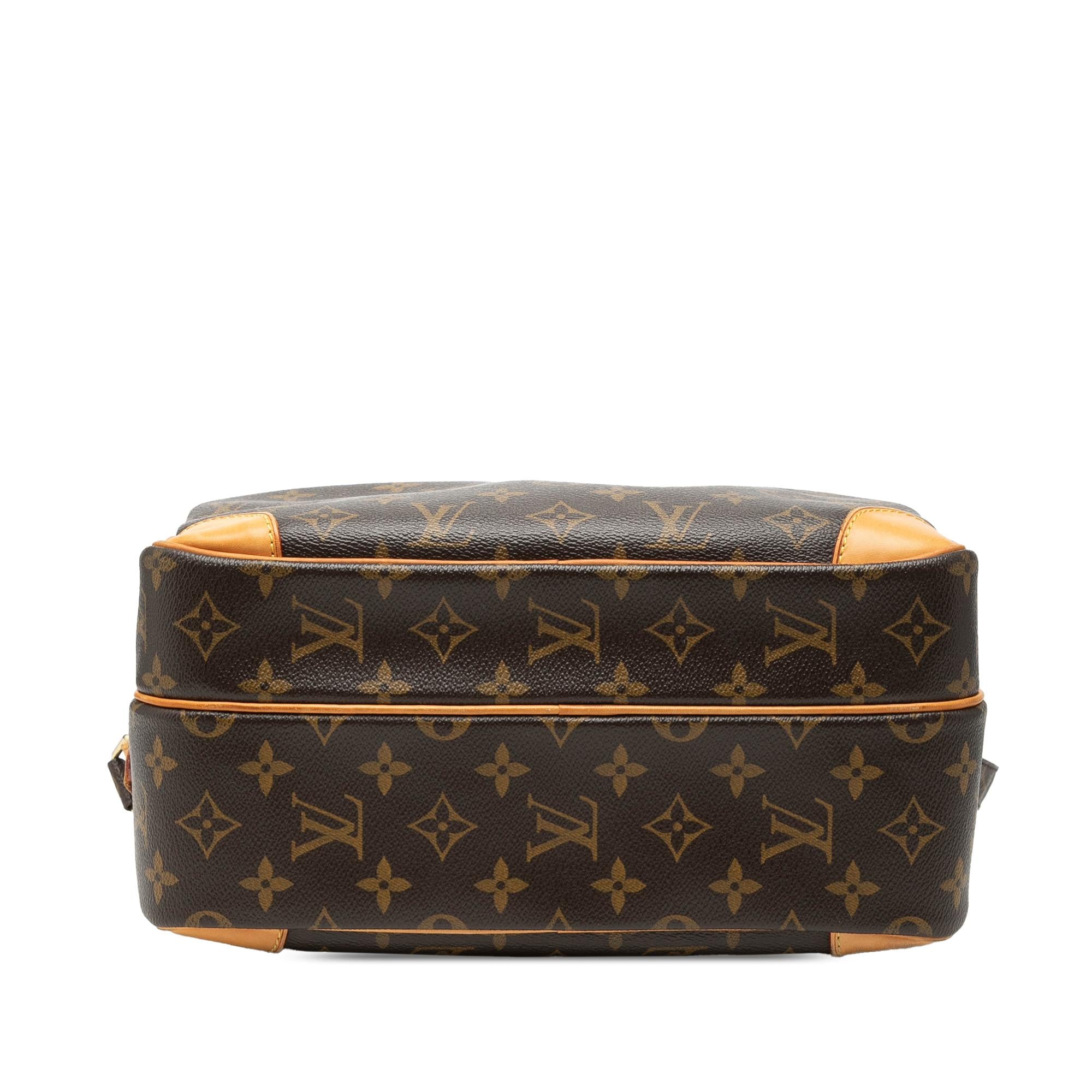 Louis Vuitton Monogram Nil Crossbody