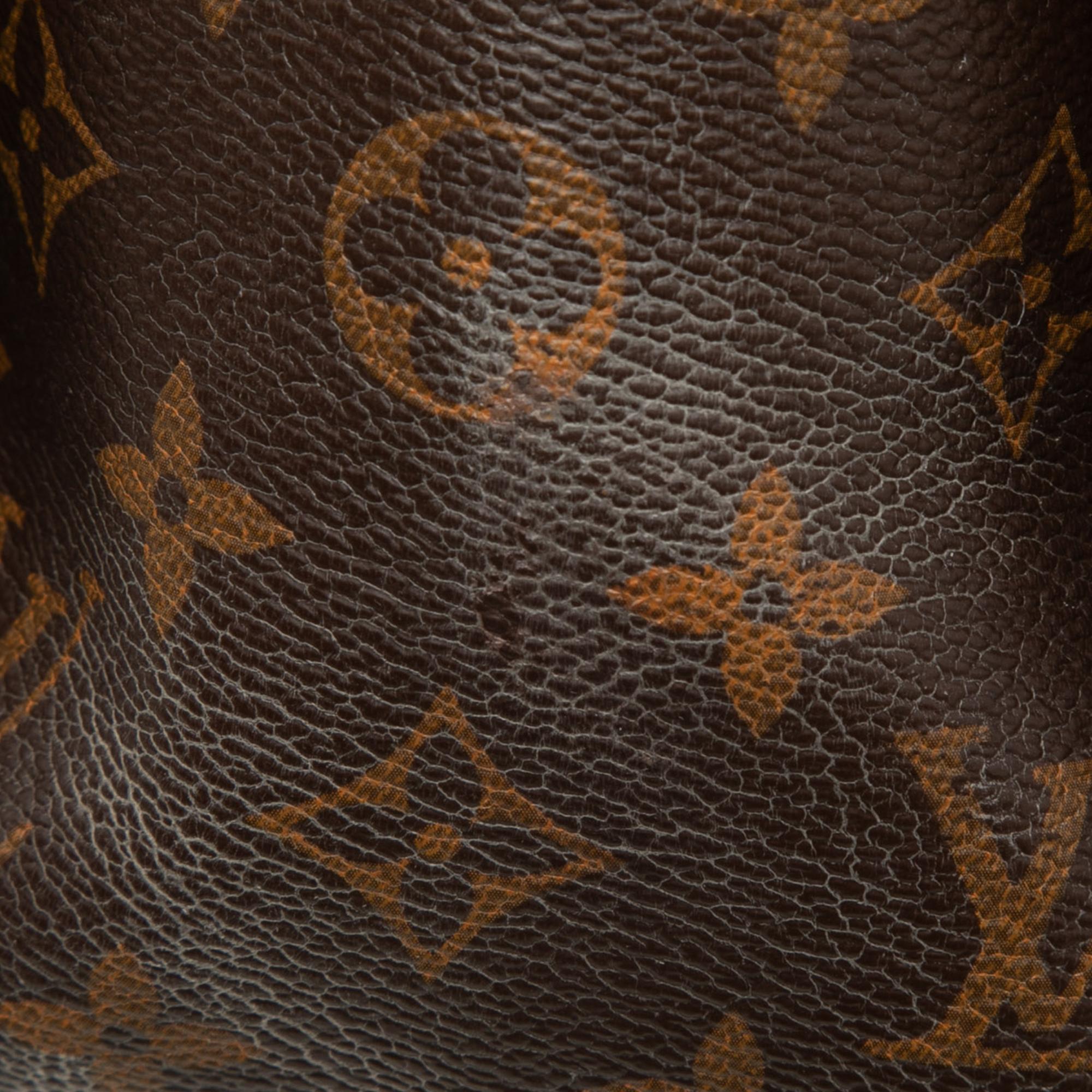 Louis Vuitton Monogram Pallas MM