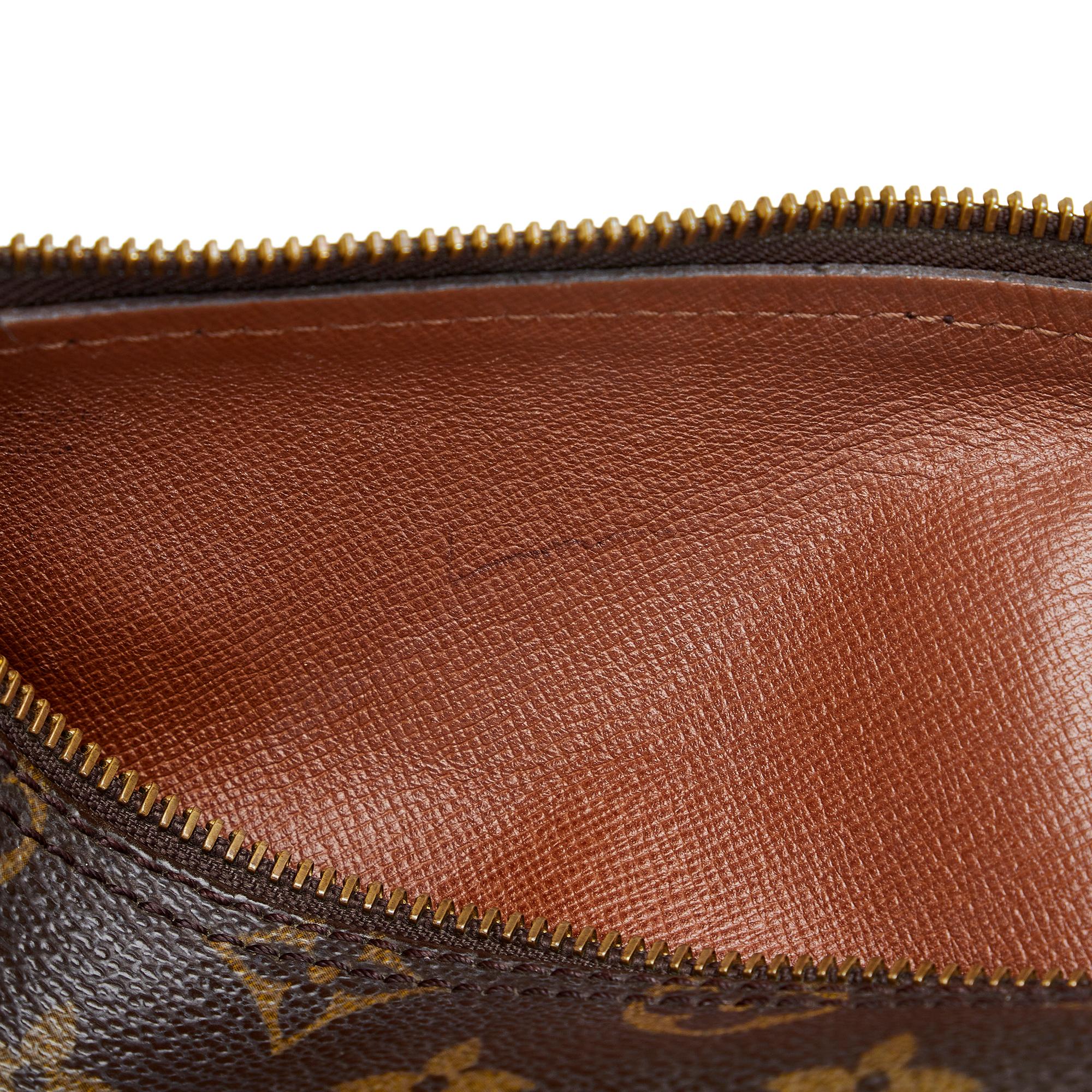 Louis Vuitton Monogram Papillon 26 (SHG-mYZrTF)