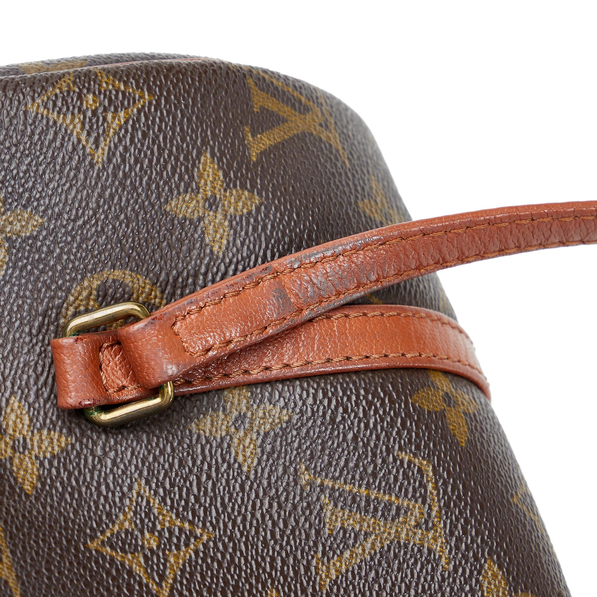 Louis Vuitton Monogram Papillon 26 (SHG-mYZrTF)