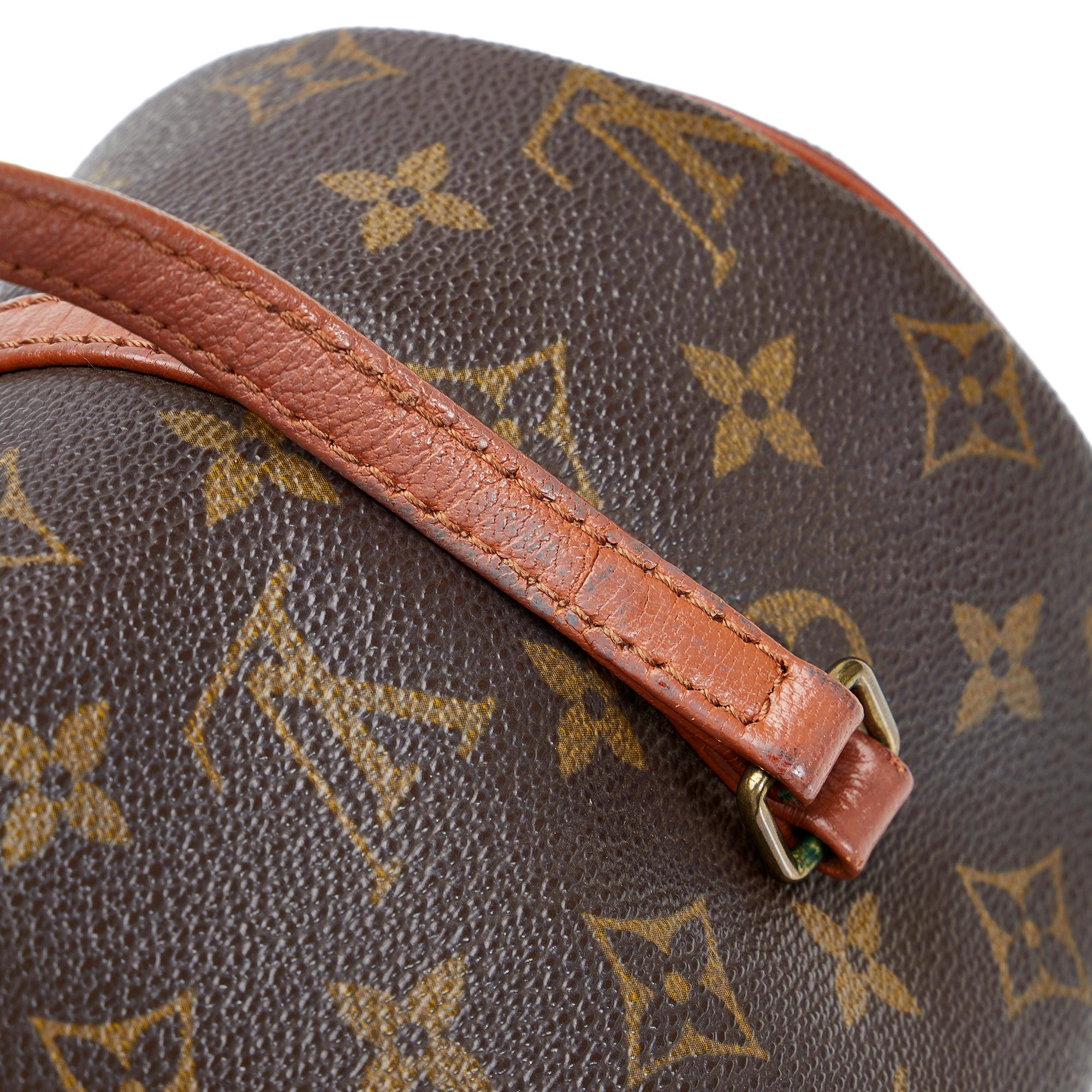 Louis Vuitton Monogram Papillon 26 (SHG-mYZrTF)