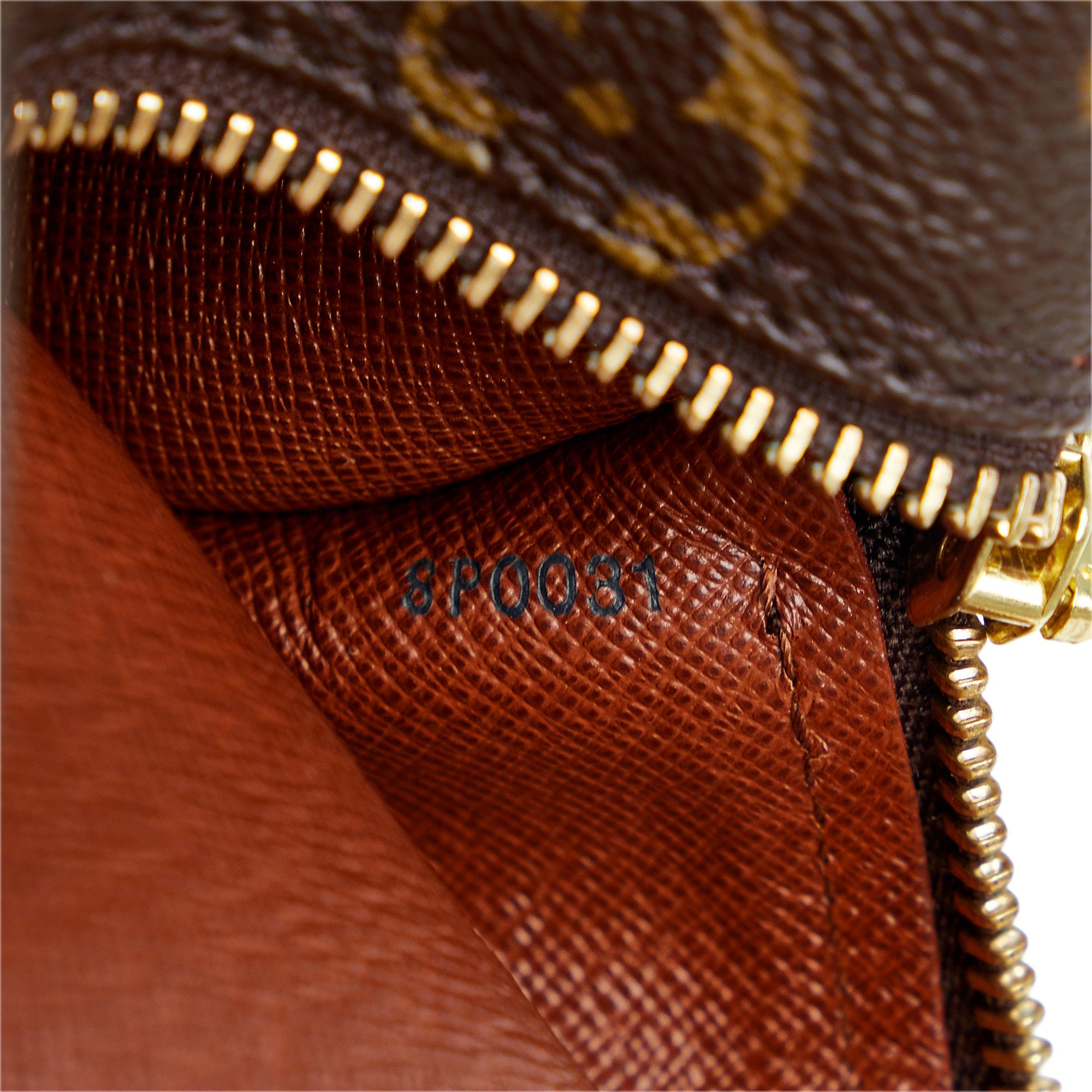 Louis Vuitton Monogram Papillon 26 (SHG-qG7dtH)