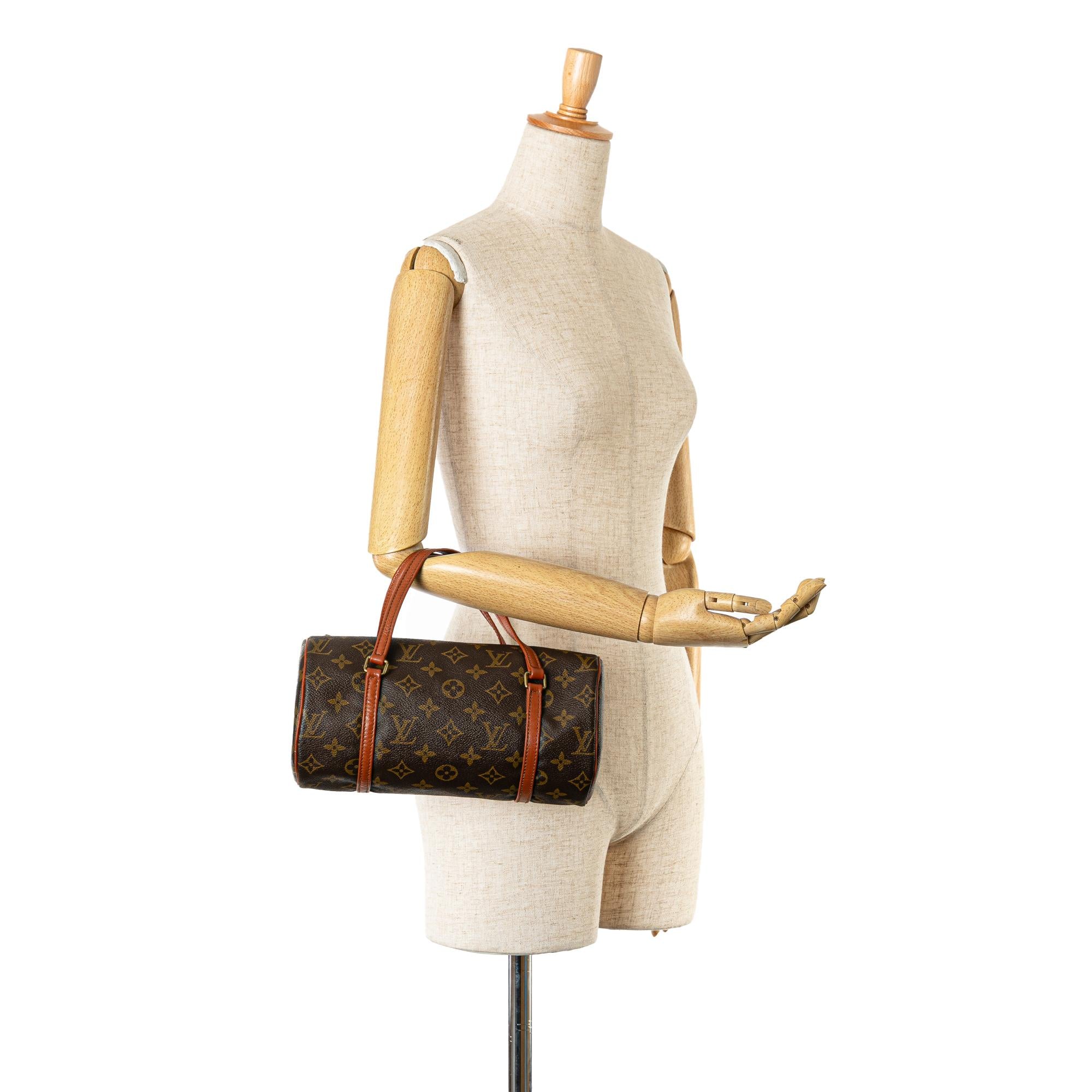 Louis Vuitton Monogram Papillon 26 (SHG-uRj1MC)