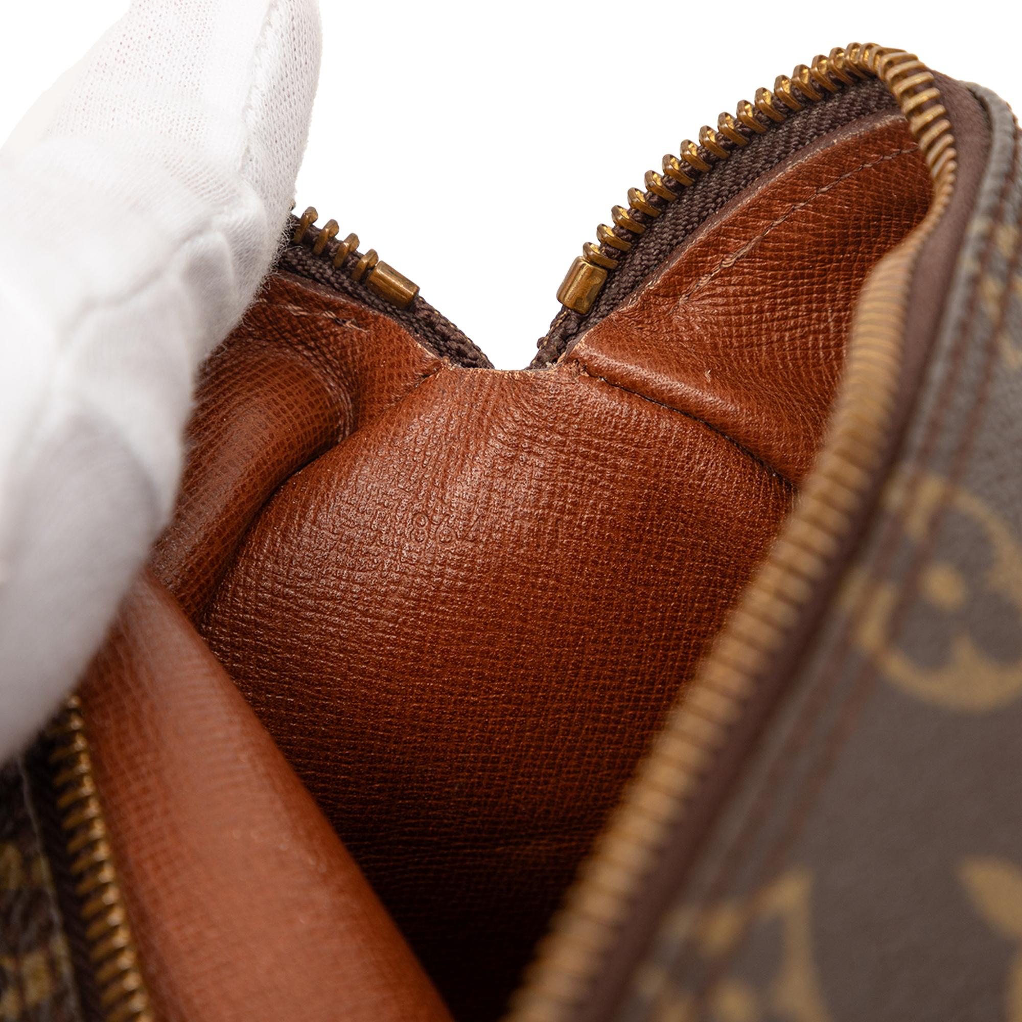 Louis Vuitton Monogram Papillon 26