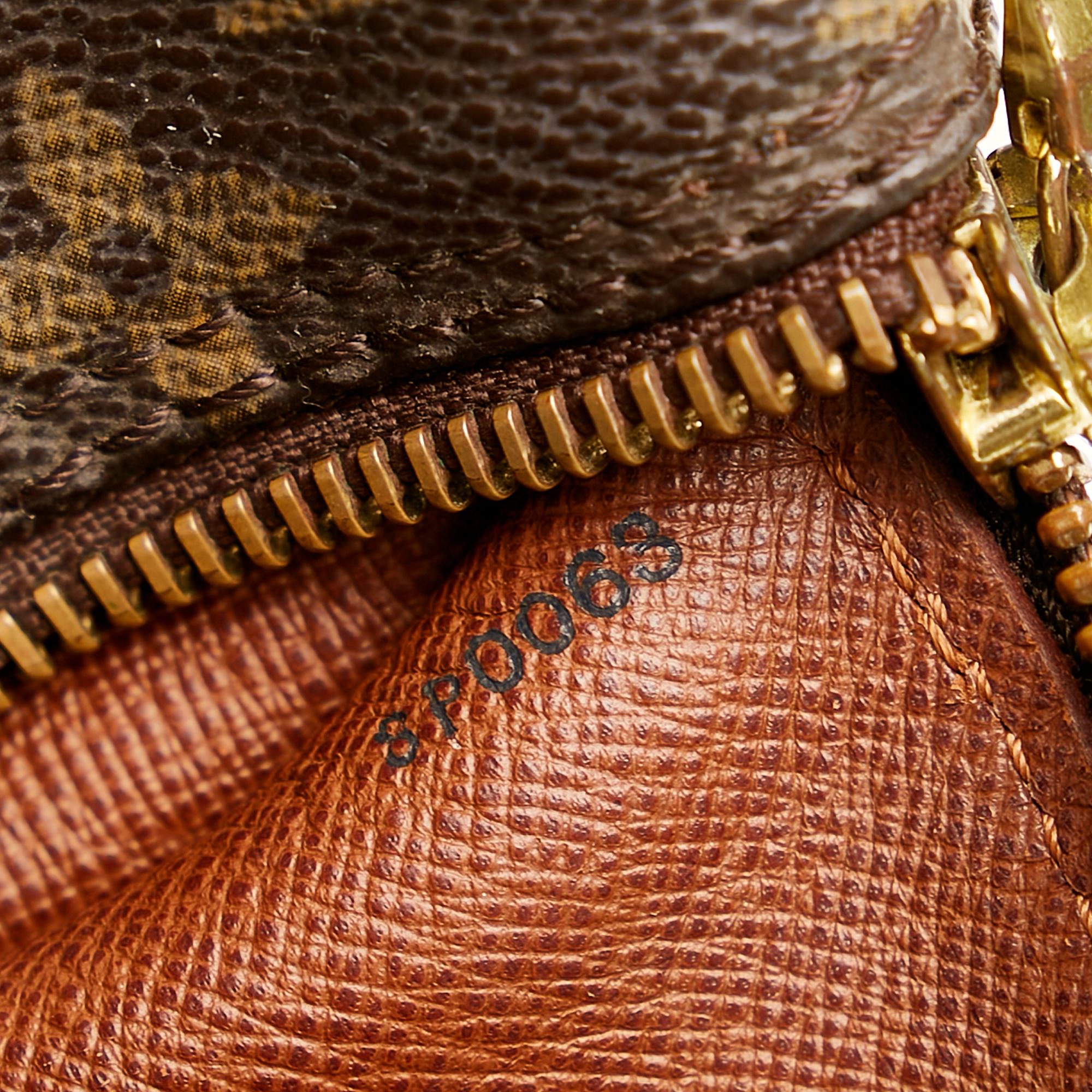 Louis Vuitton Monogram Papillon 28 (SHG-28148)