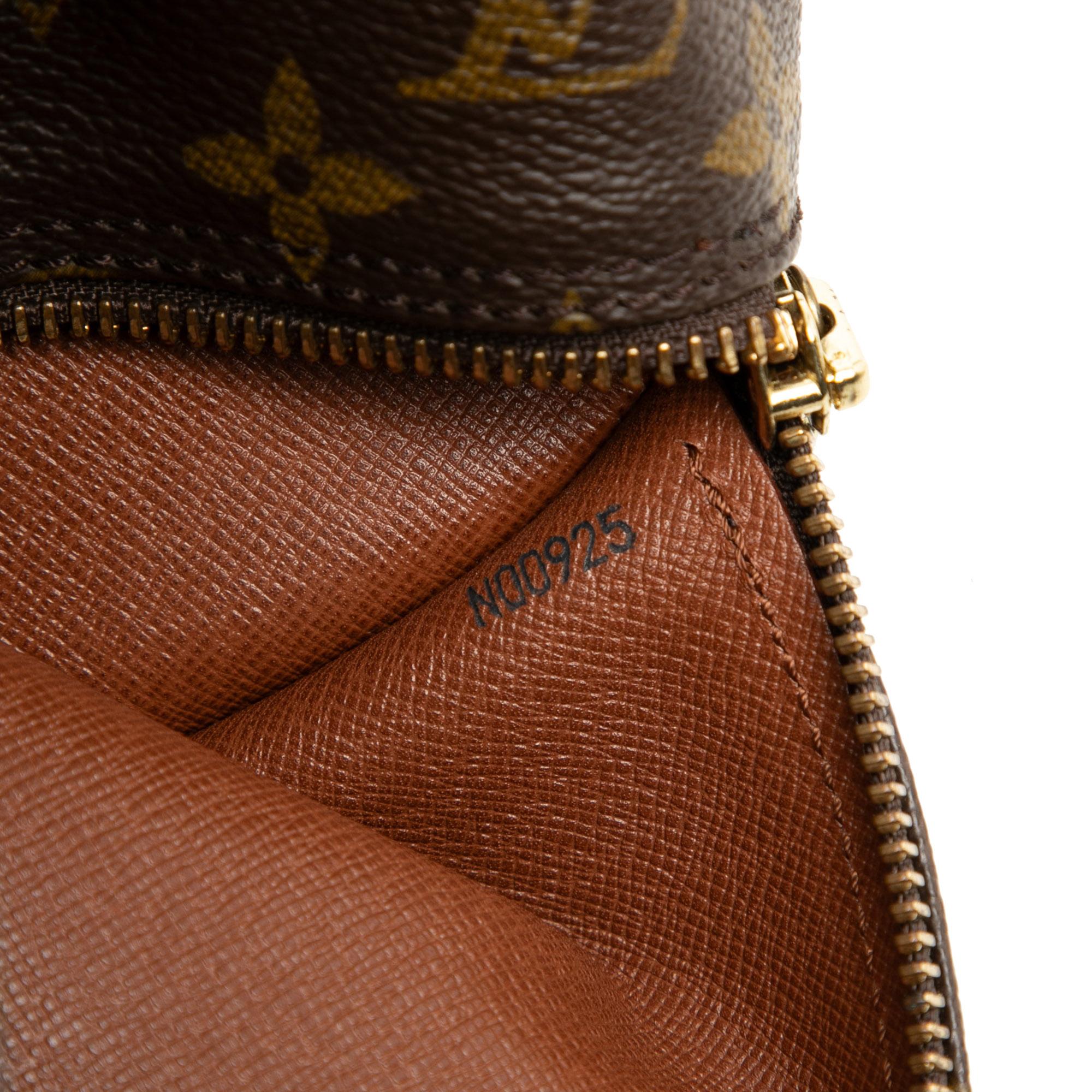 Louis Vuitton Monogram Papillon 30