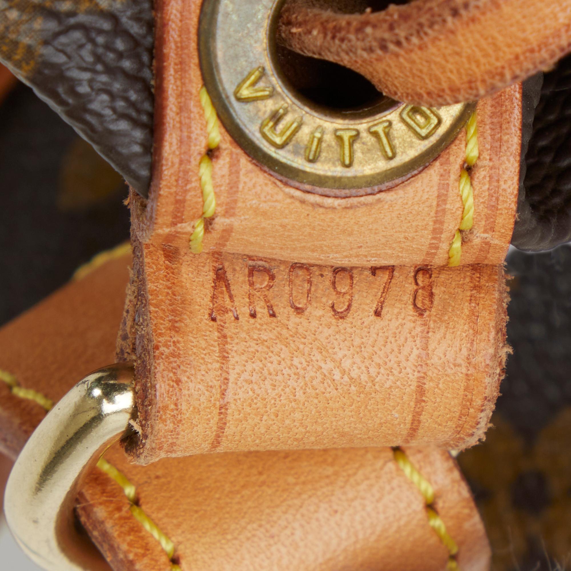 Louis Vuitton Monogram Petit Noe (SHG-gUXgxH)