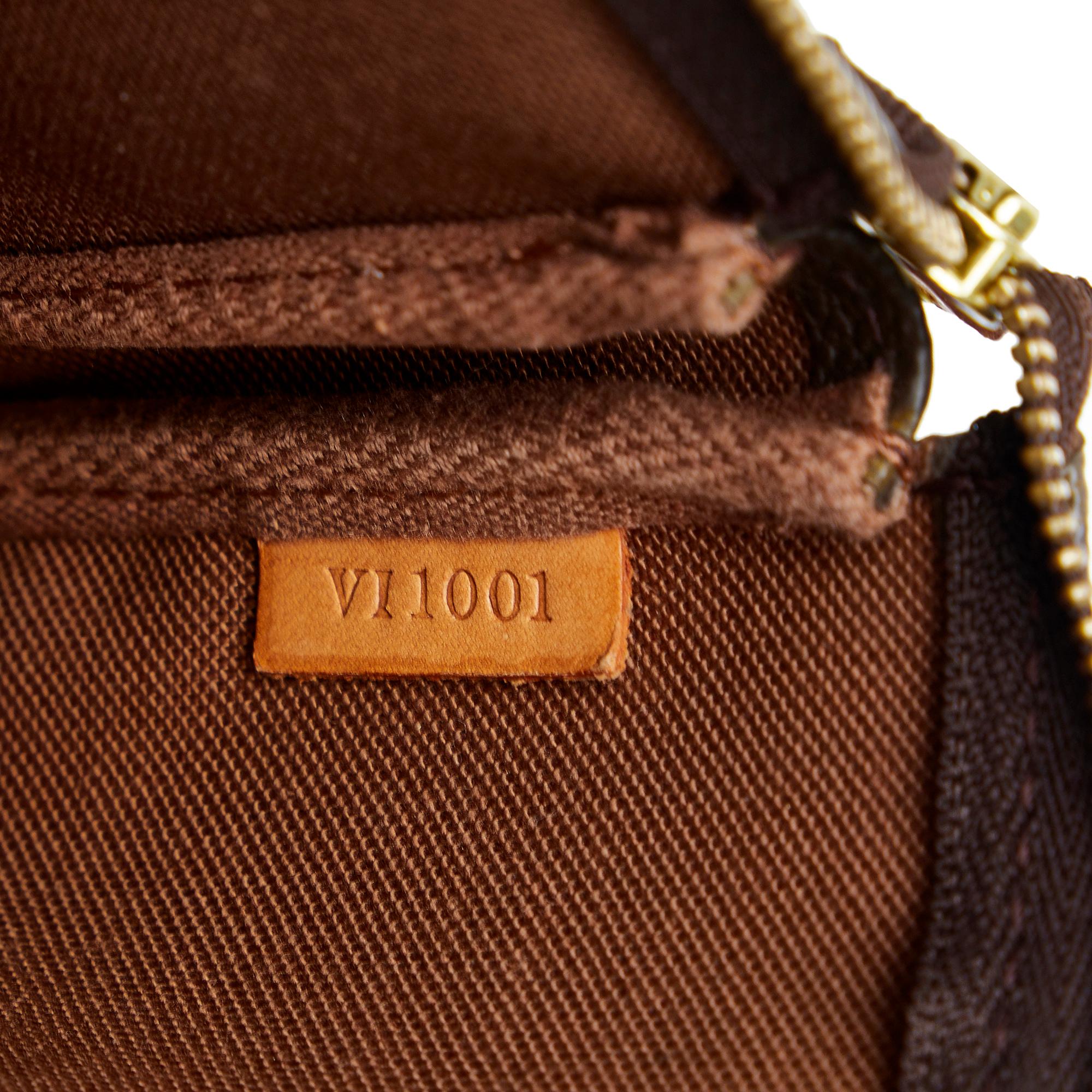 Louis Vuitton Monogram Pochette Accessoires (SHG-2SyaXF)