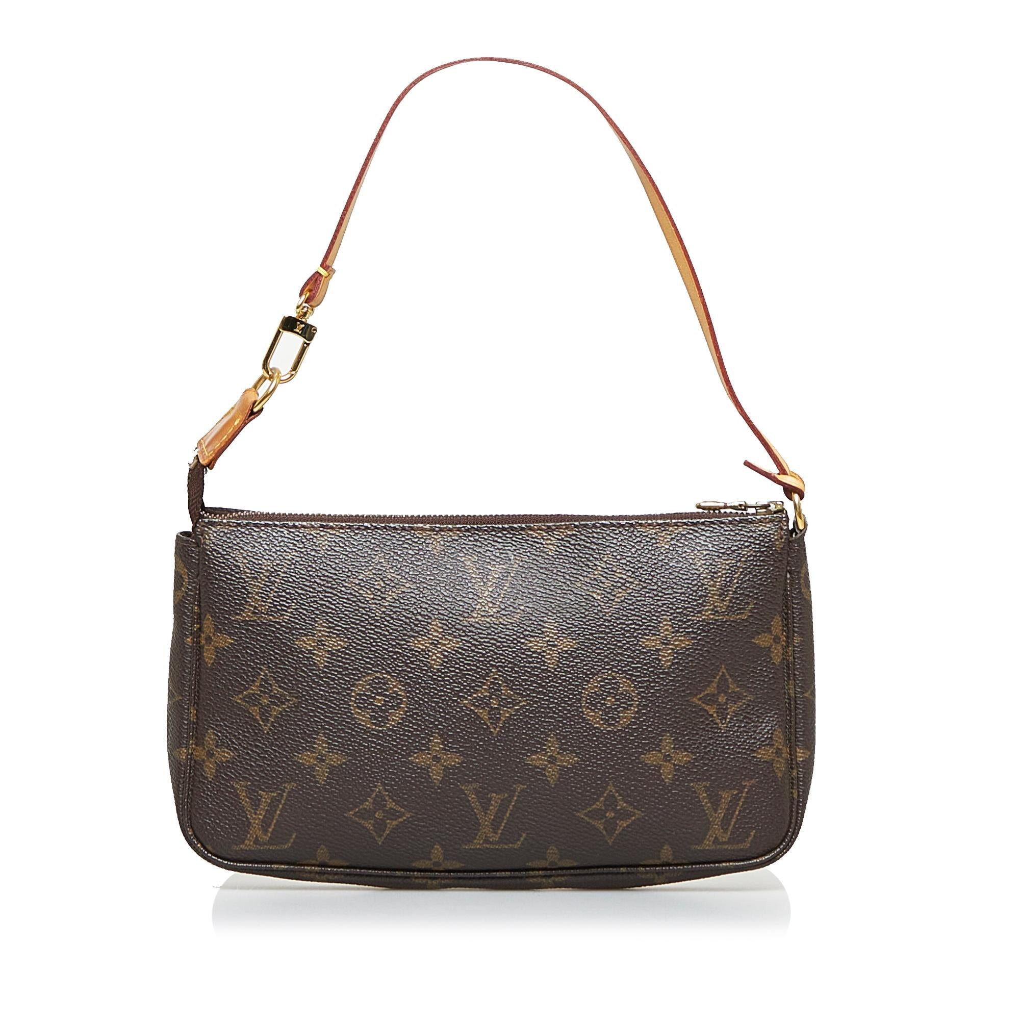 Louis Vuitton Monogram Pochette Accessoires (SHG-ak7Lcj)