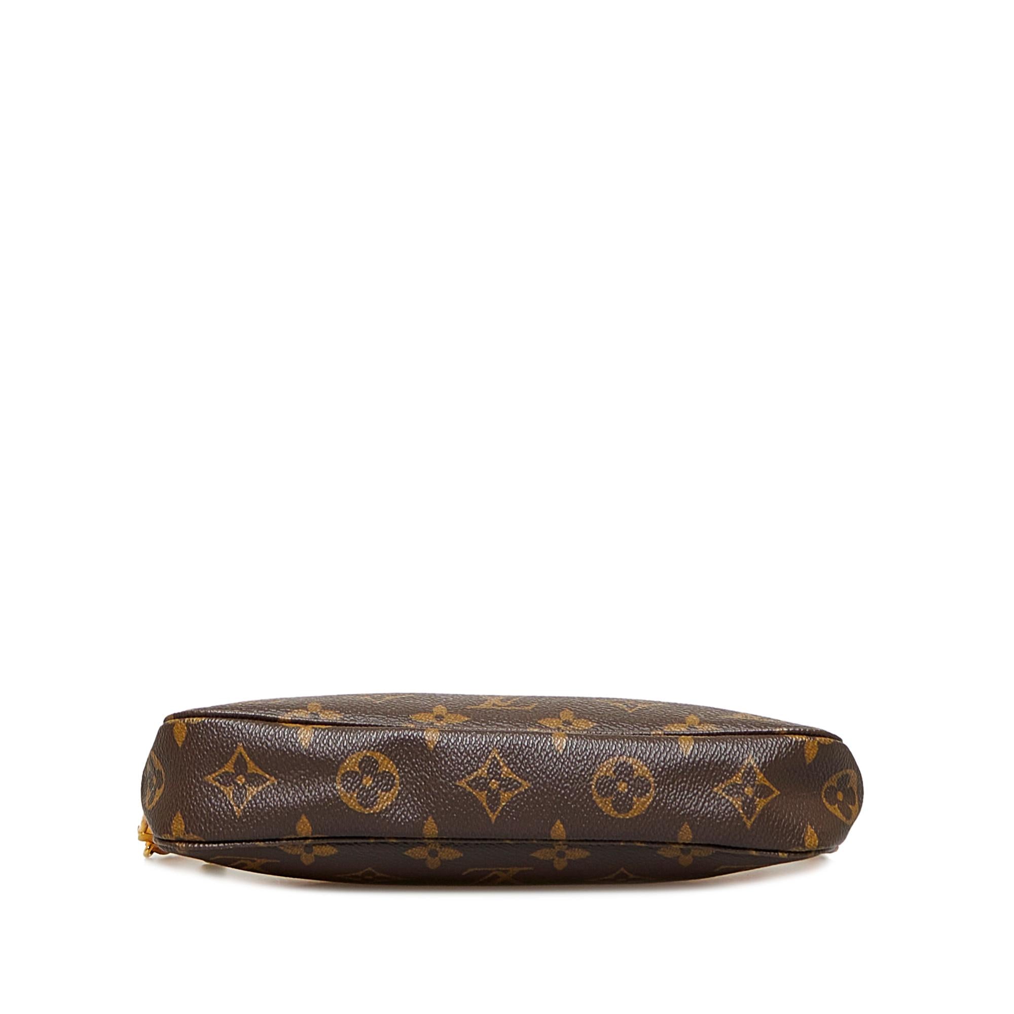 Louis Vuitton Monogram Pochette Accessoires (SHG-bTwtNC)