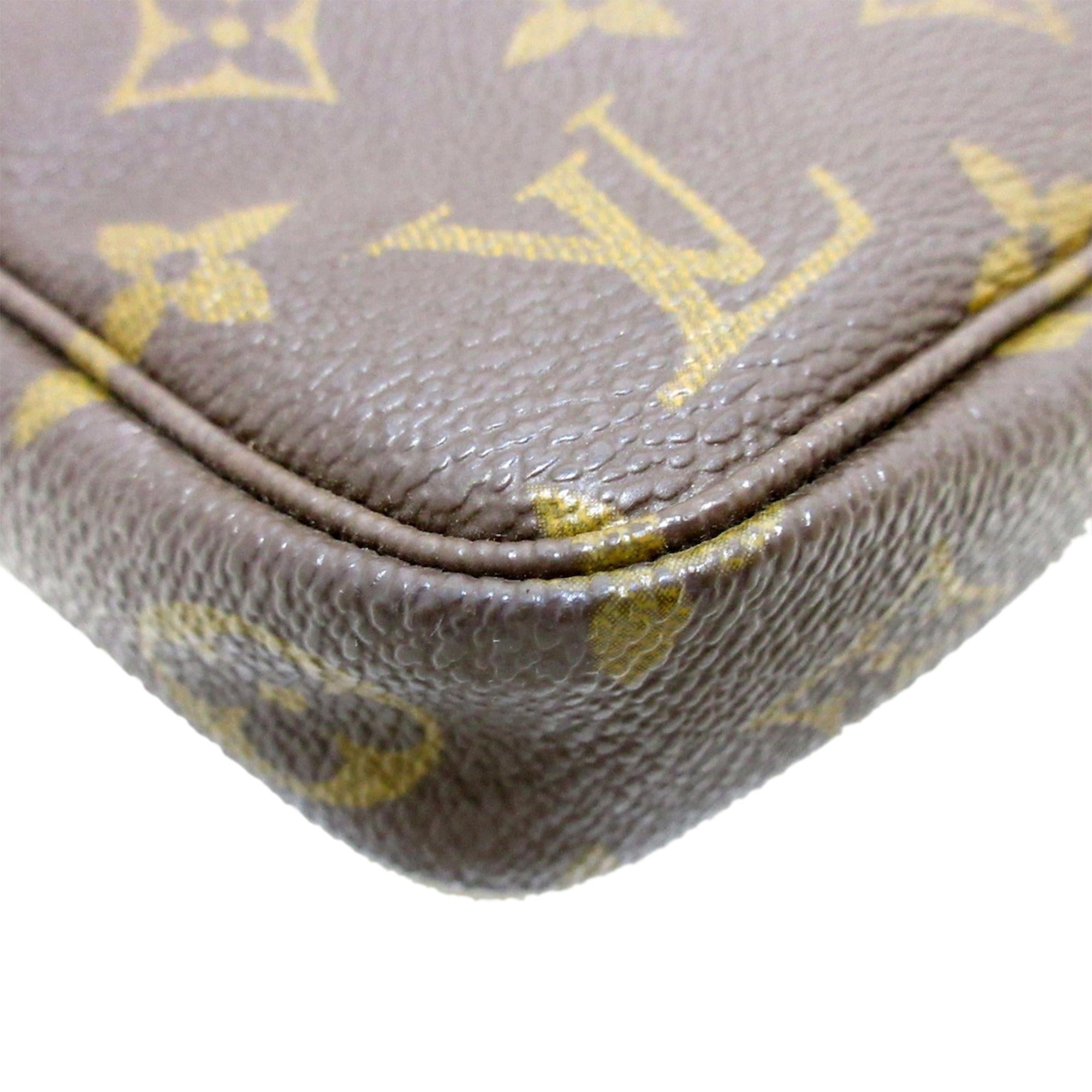 Louis Vuitton Monogram Pochette Accessoires (SHG-ZQwrEO)