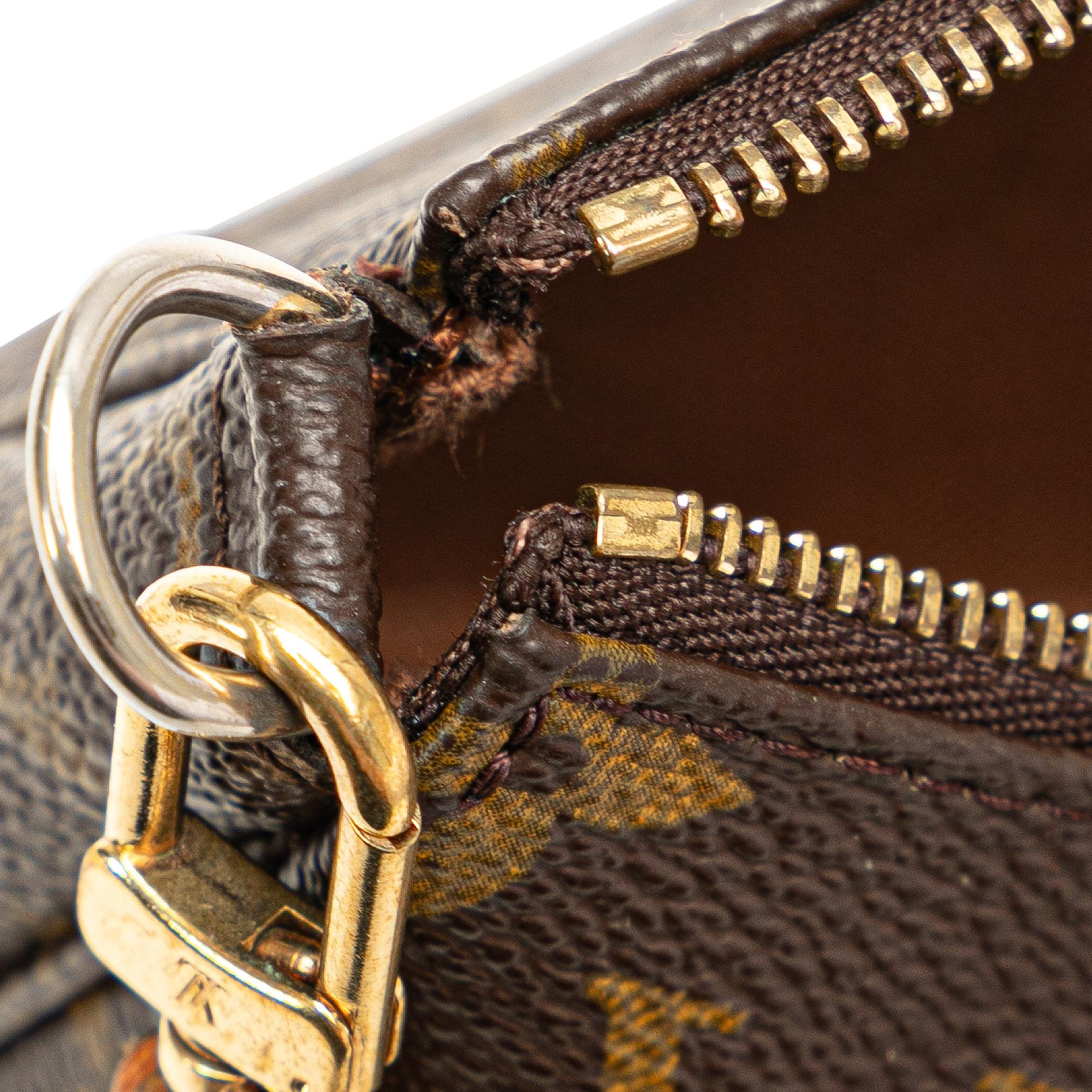 Louis Vuitton Monogram Pochette Accessoires (SHG-4zuAbr)