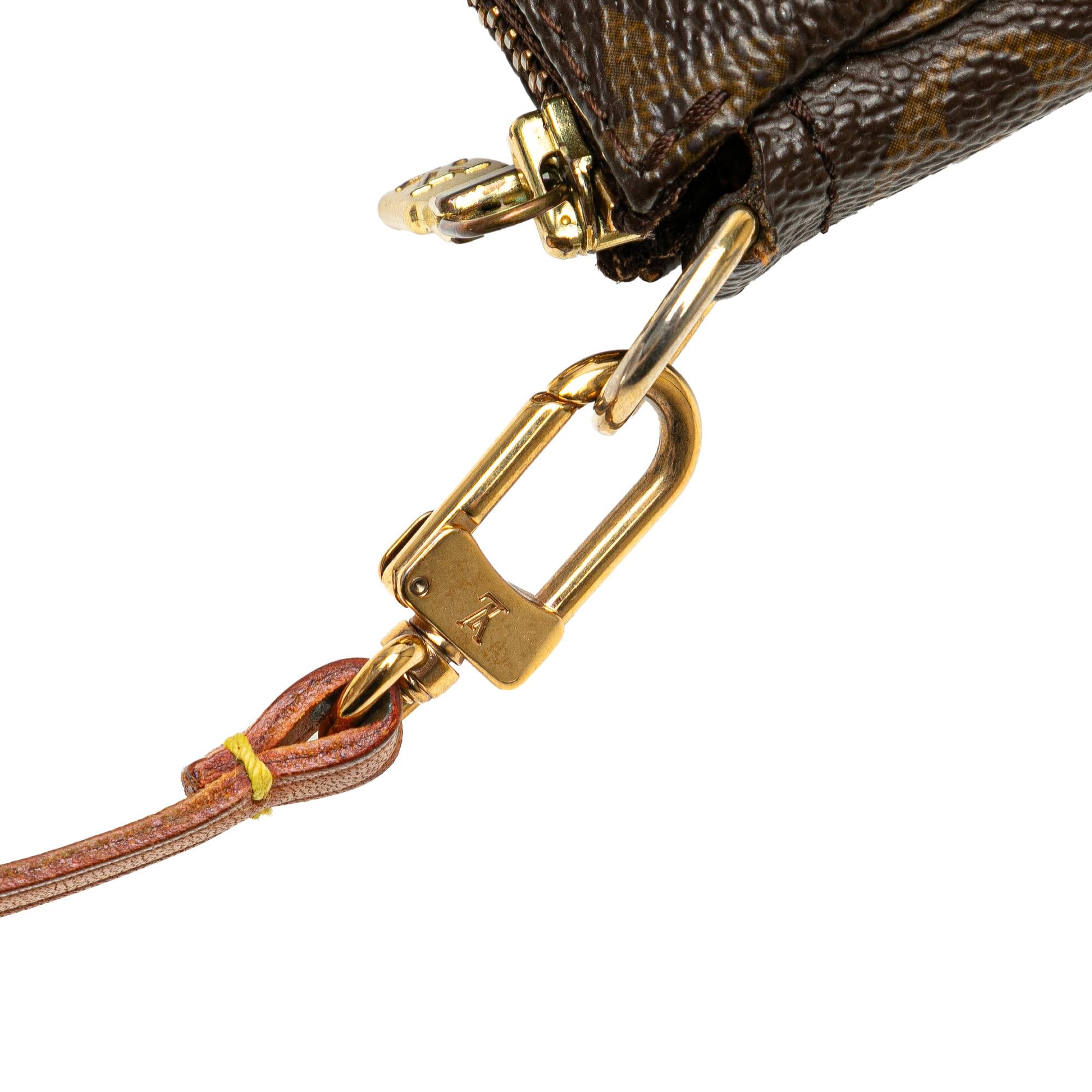 Louis Vuitton Monogram Pochette Accessoires