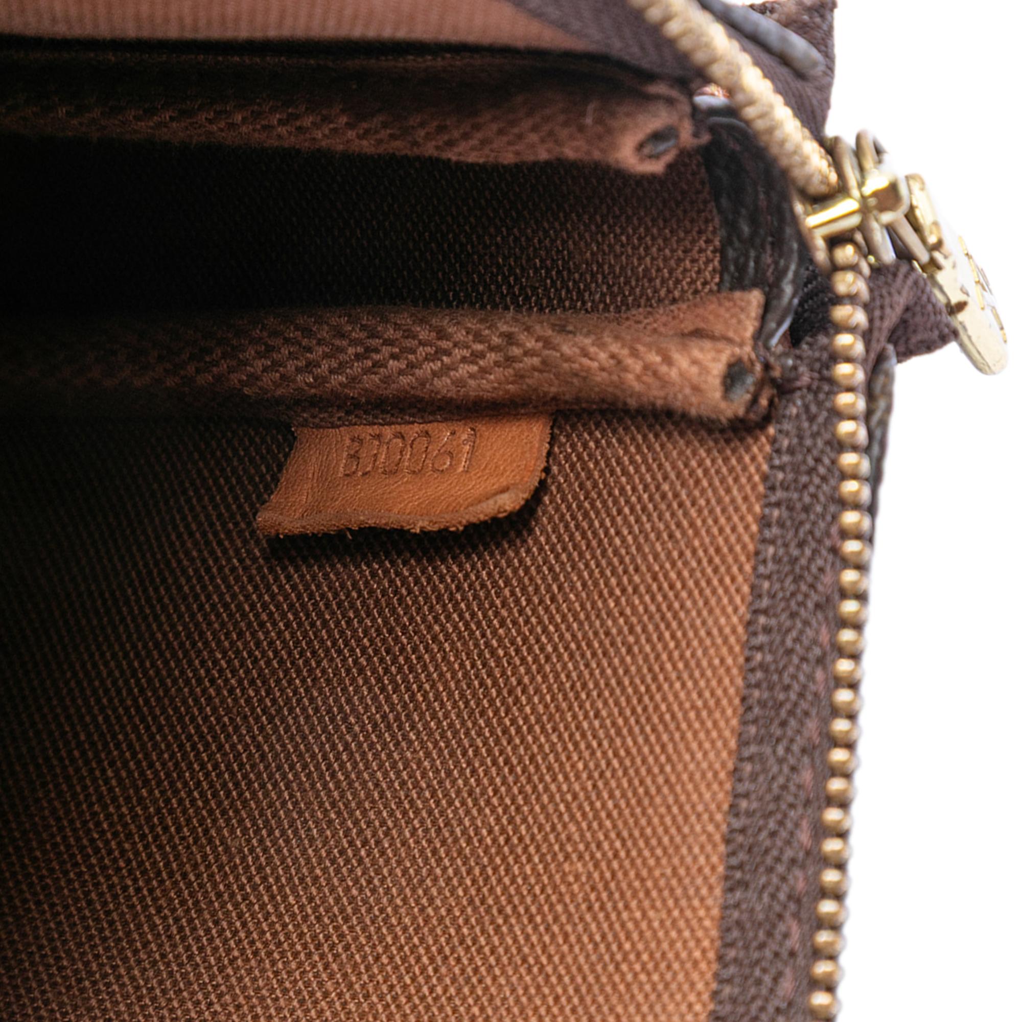 Louis Vuitton Monogram Pochette Accessoires