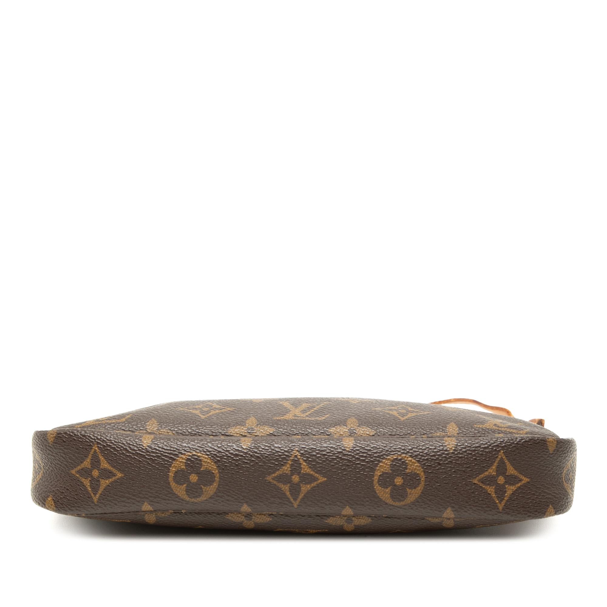 Louis Vuitton Monogram Pochette Accessoires