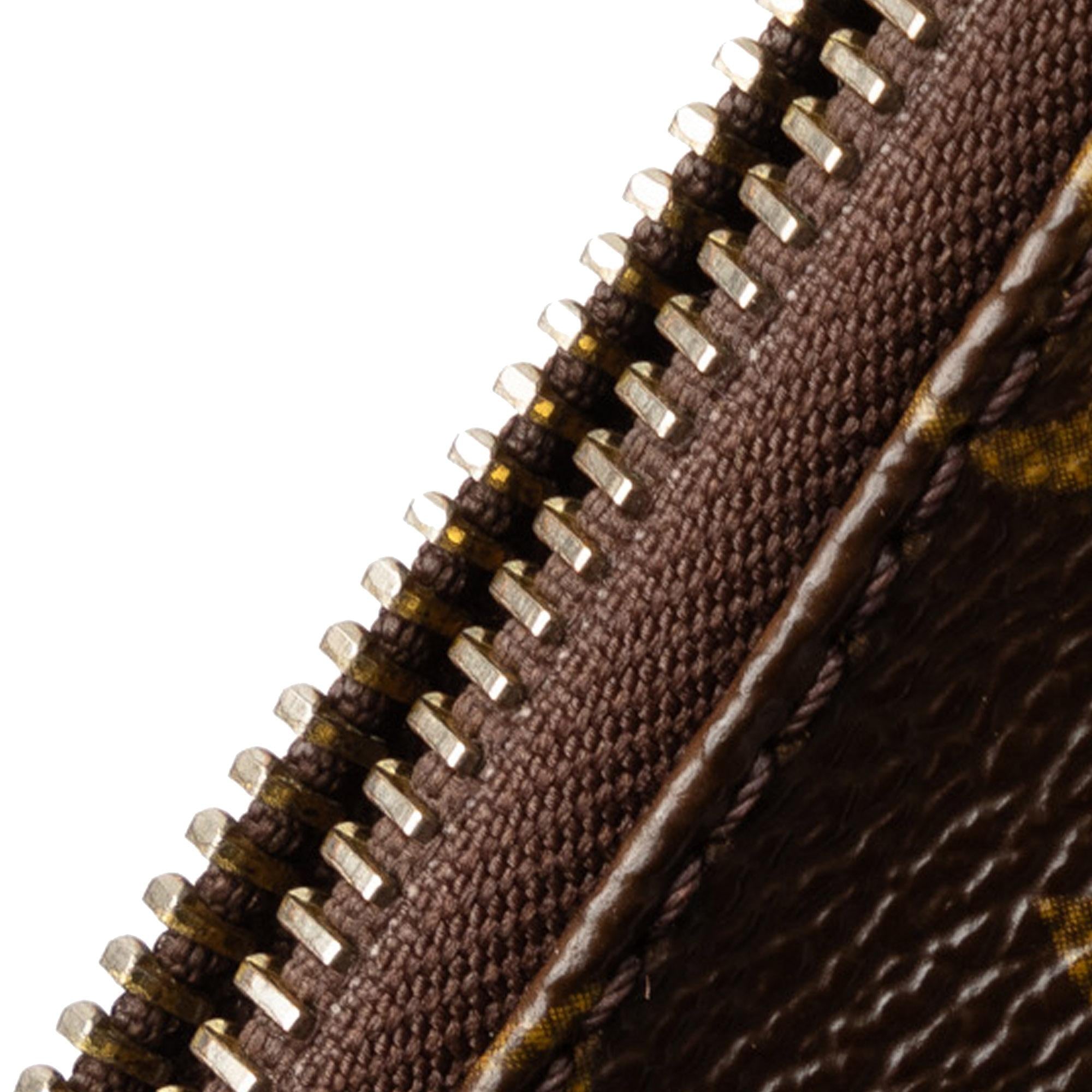 Louis Vuitton Monogram Pochette Bosphore (SHG-gsLodP)