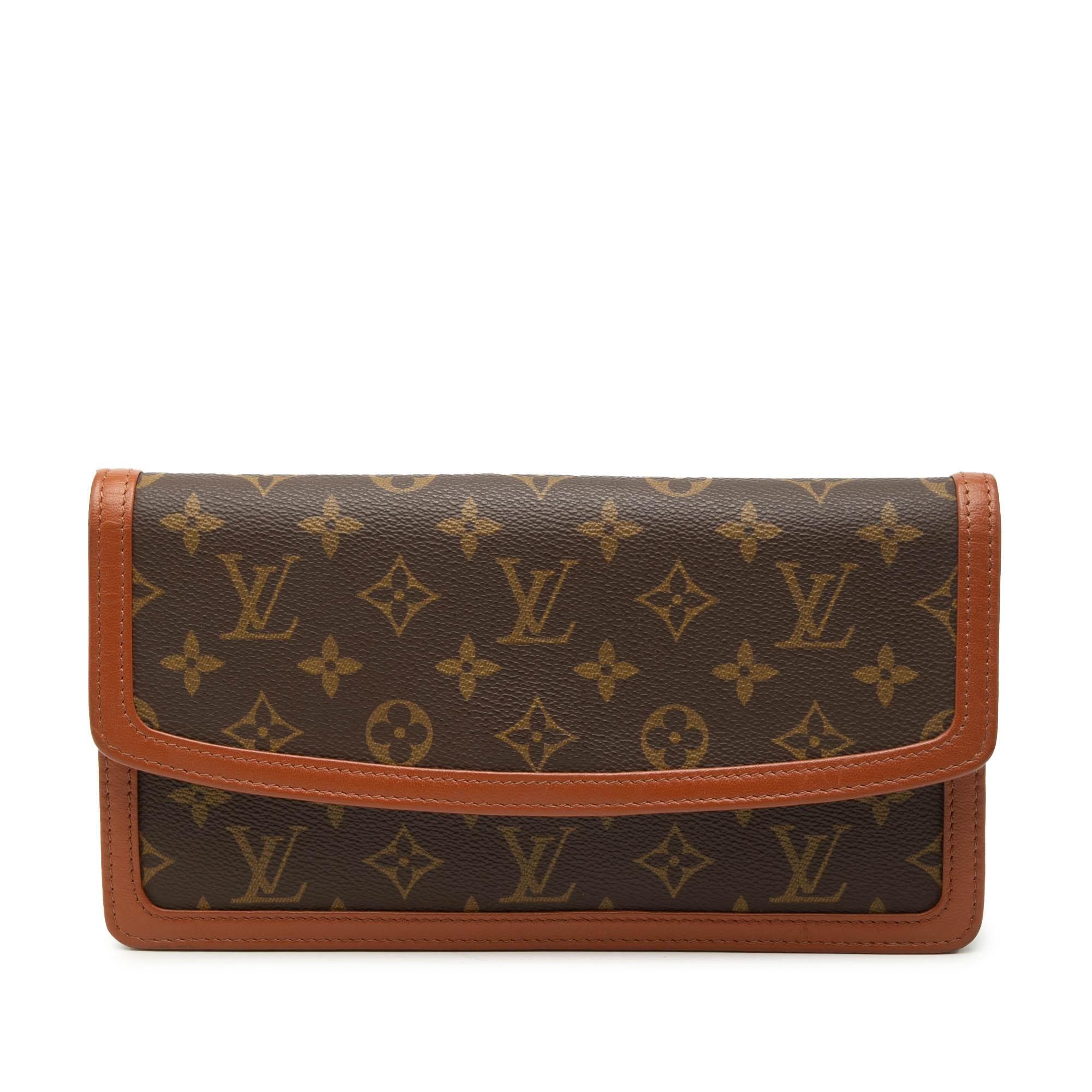 Louis Vuitton Monogram Pochette Dame PM