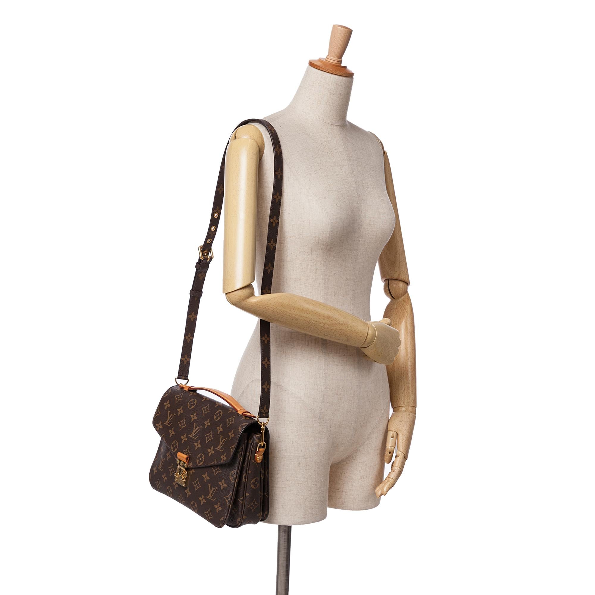 Louis Vuitton Monogram Pochette Metis