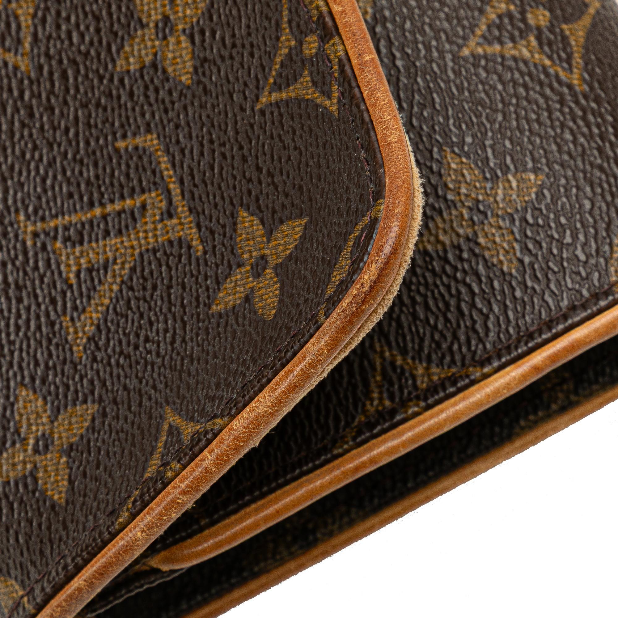 Louis Vuitton Monogram Pochette Twin GM