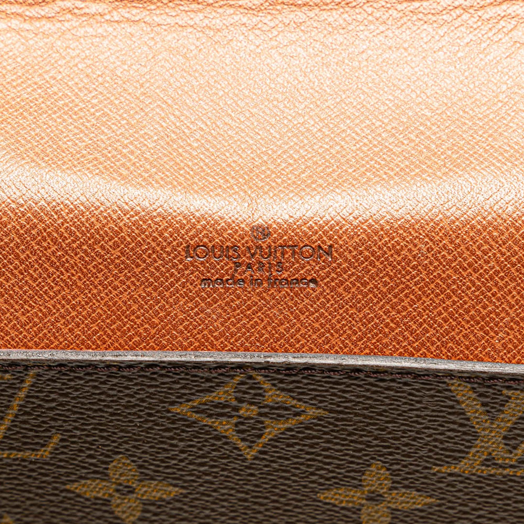 Louis Vuitton Monogram Porte-Documents Senateur (SHG-xCxPqO)