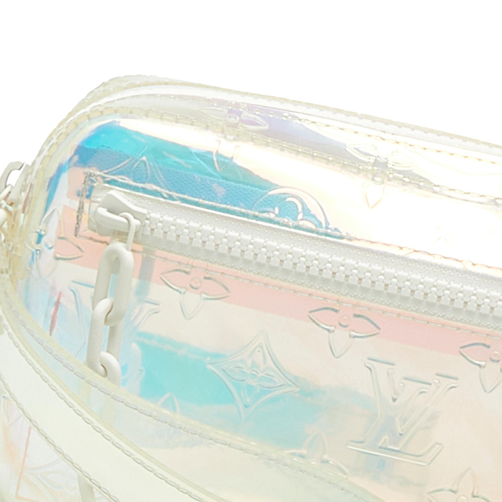 Louis Vuitton Monogram Prism Pochette Volga (SHG-uvJW2H)