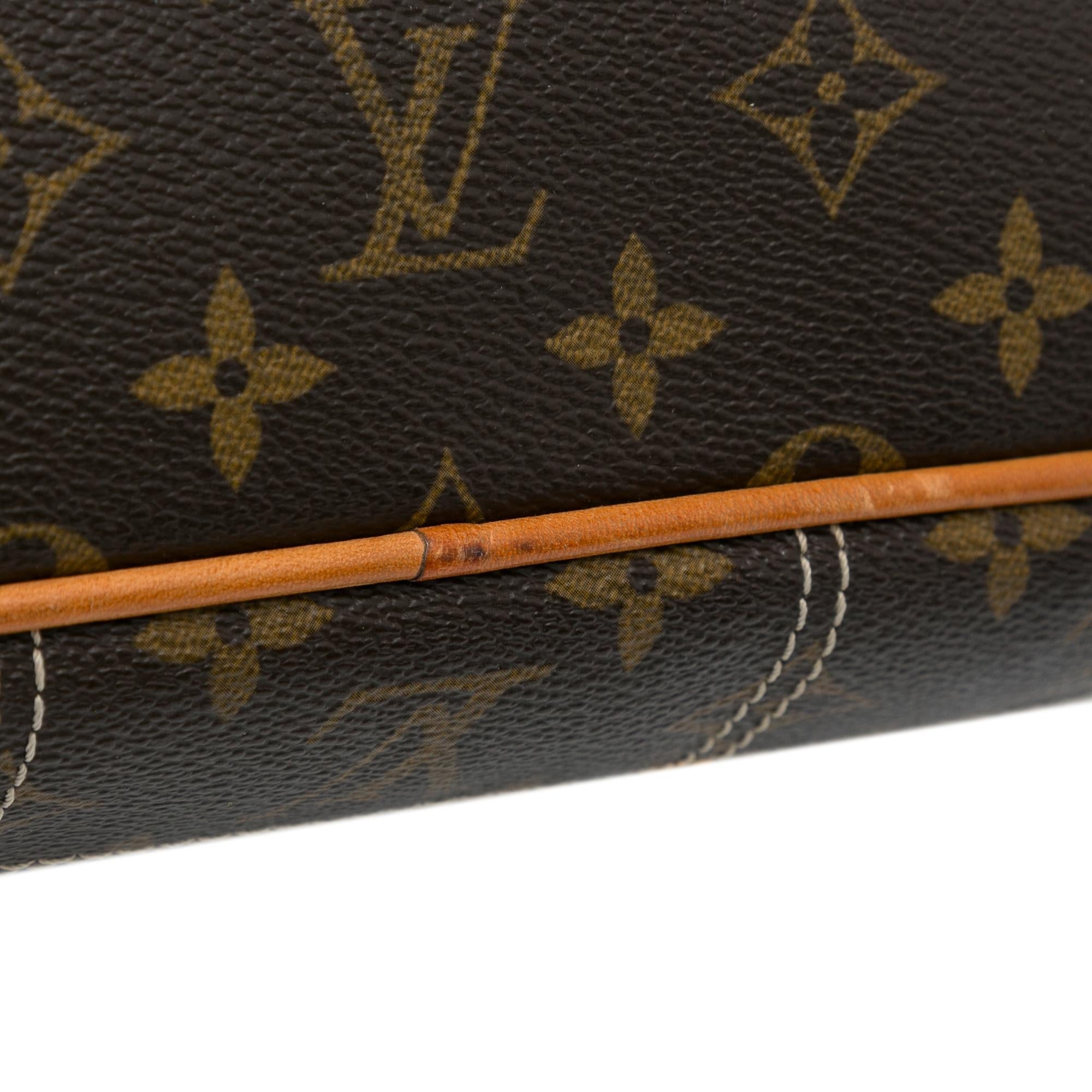 Louis Vuitton Monogram Sac Riveting (SHG-IfjOAo)