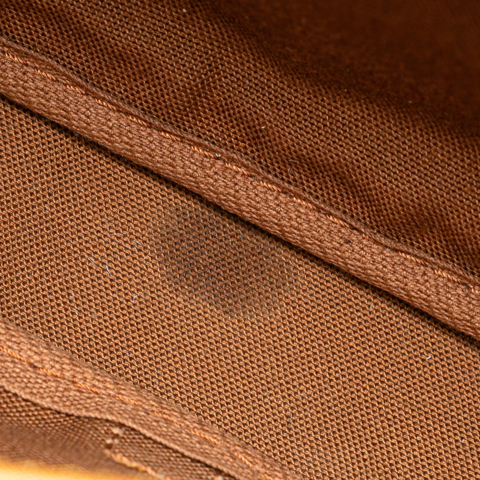 Louis Vuitton Monogram Saumur 30