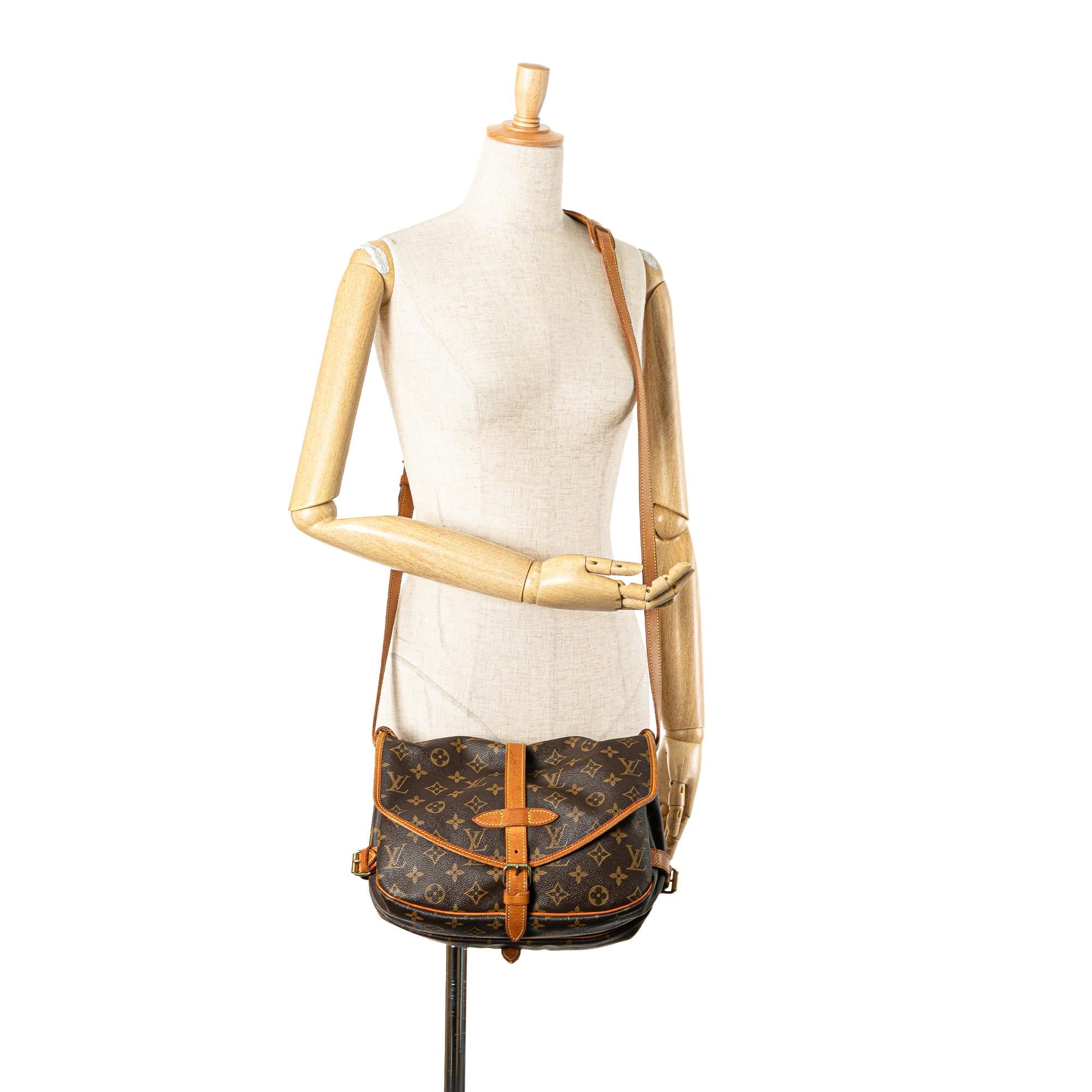 Louis Vuitton Monogram Saumur 30