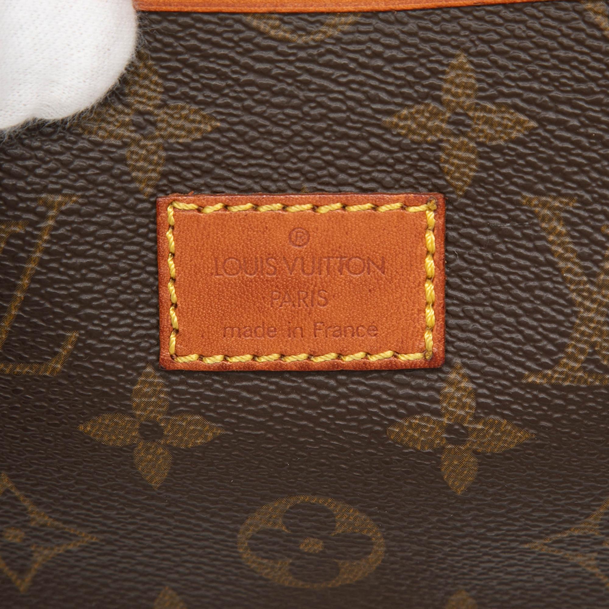 Louis Vuitton Monogram Saumur 30
