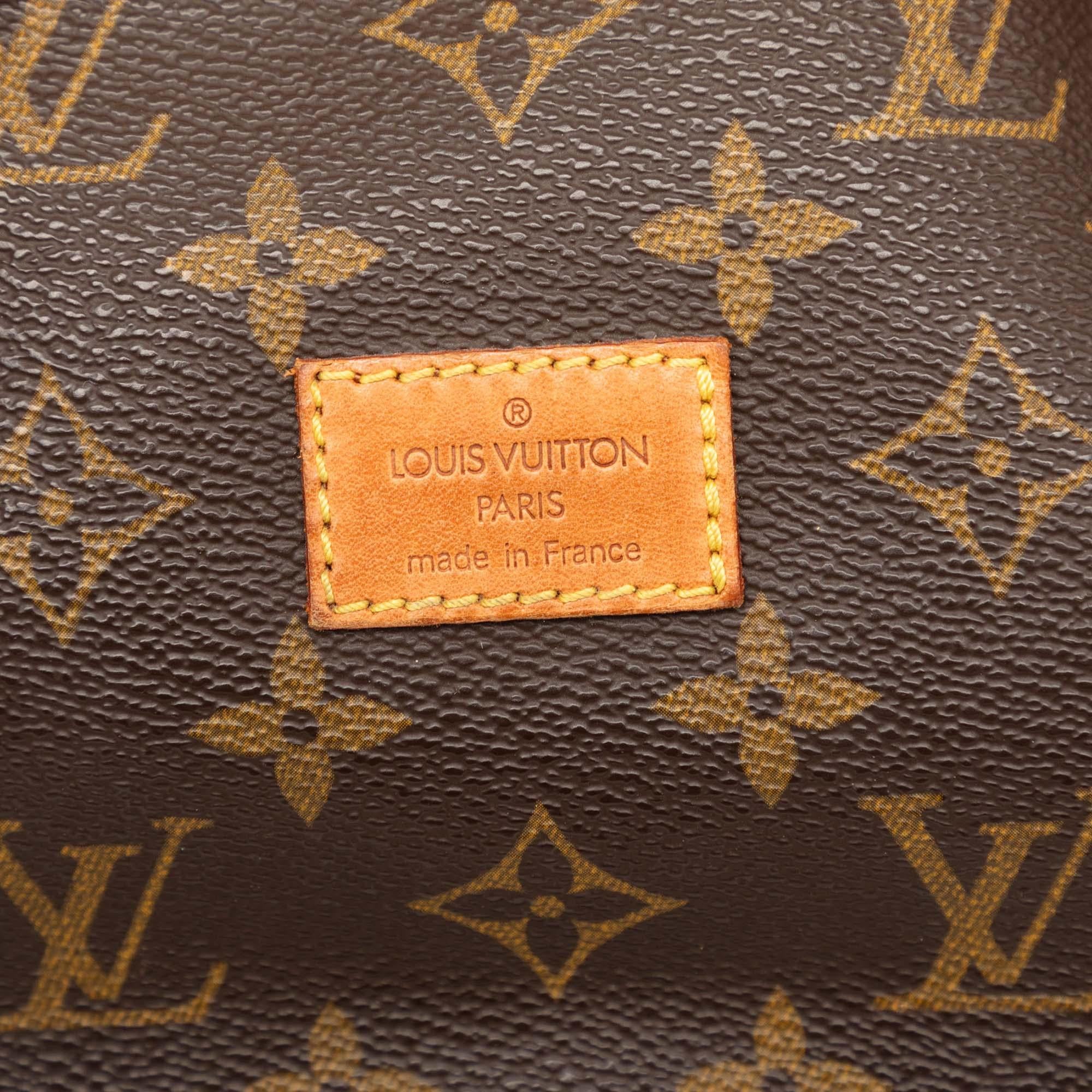 Louis Vuitton Monogram Saumur 30
