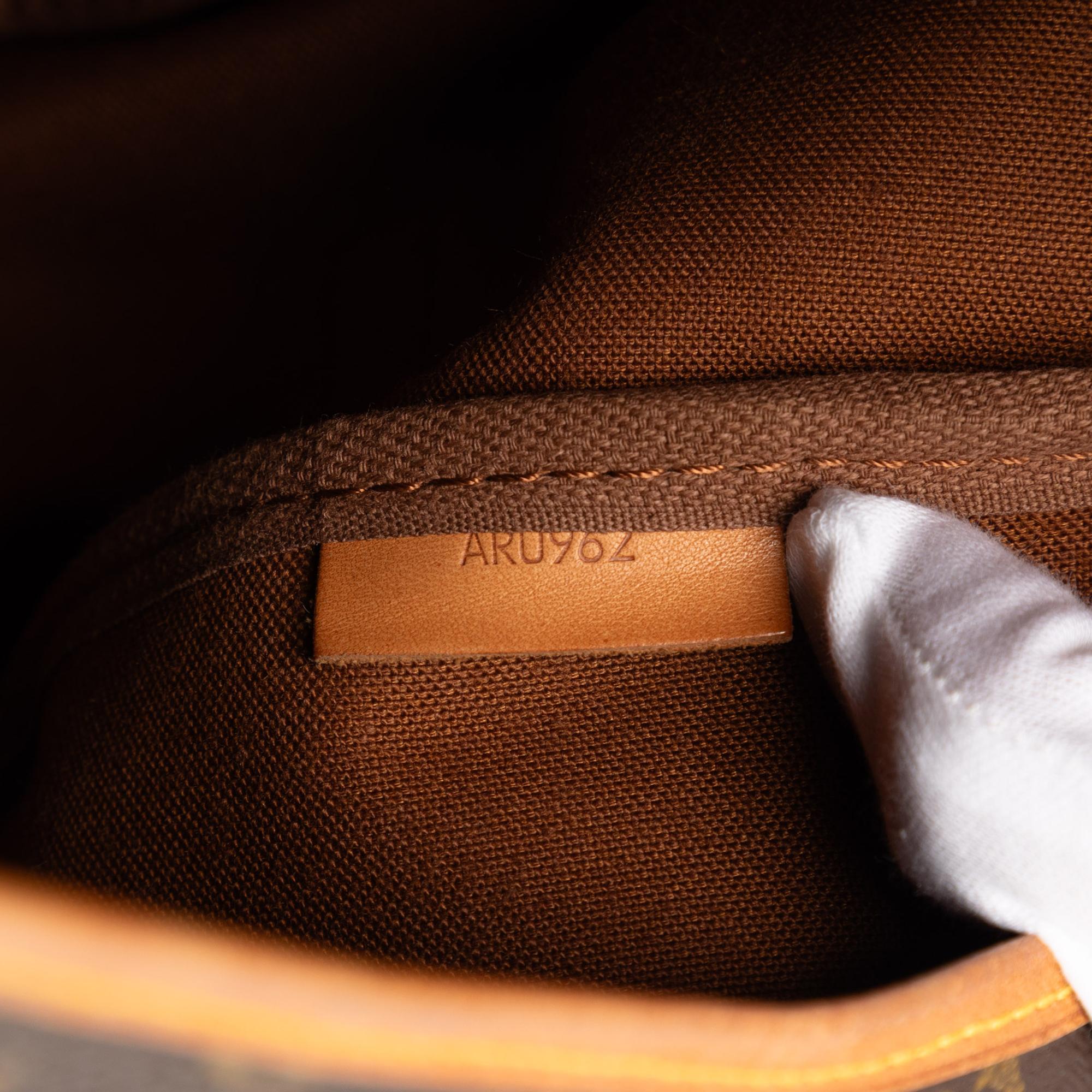 Louis Vuitton Monogram Saumur 35