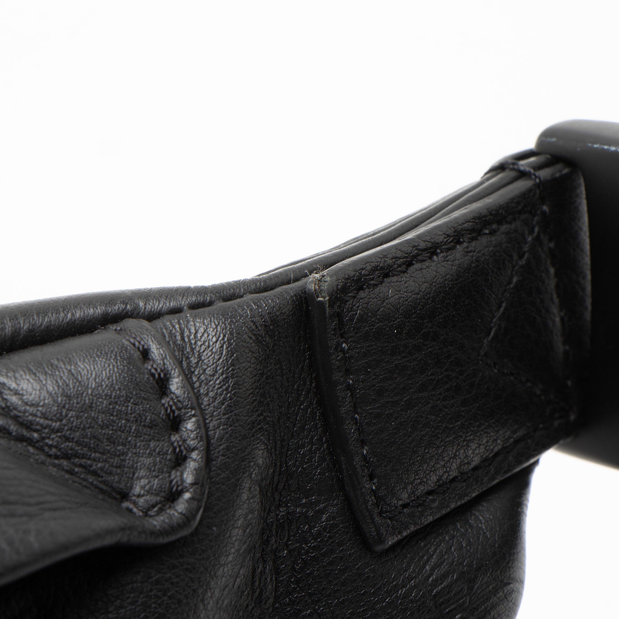 Louis Vuitton Monogram Shadow Discovery Bumbag