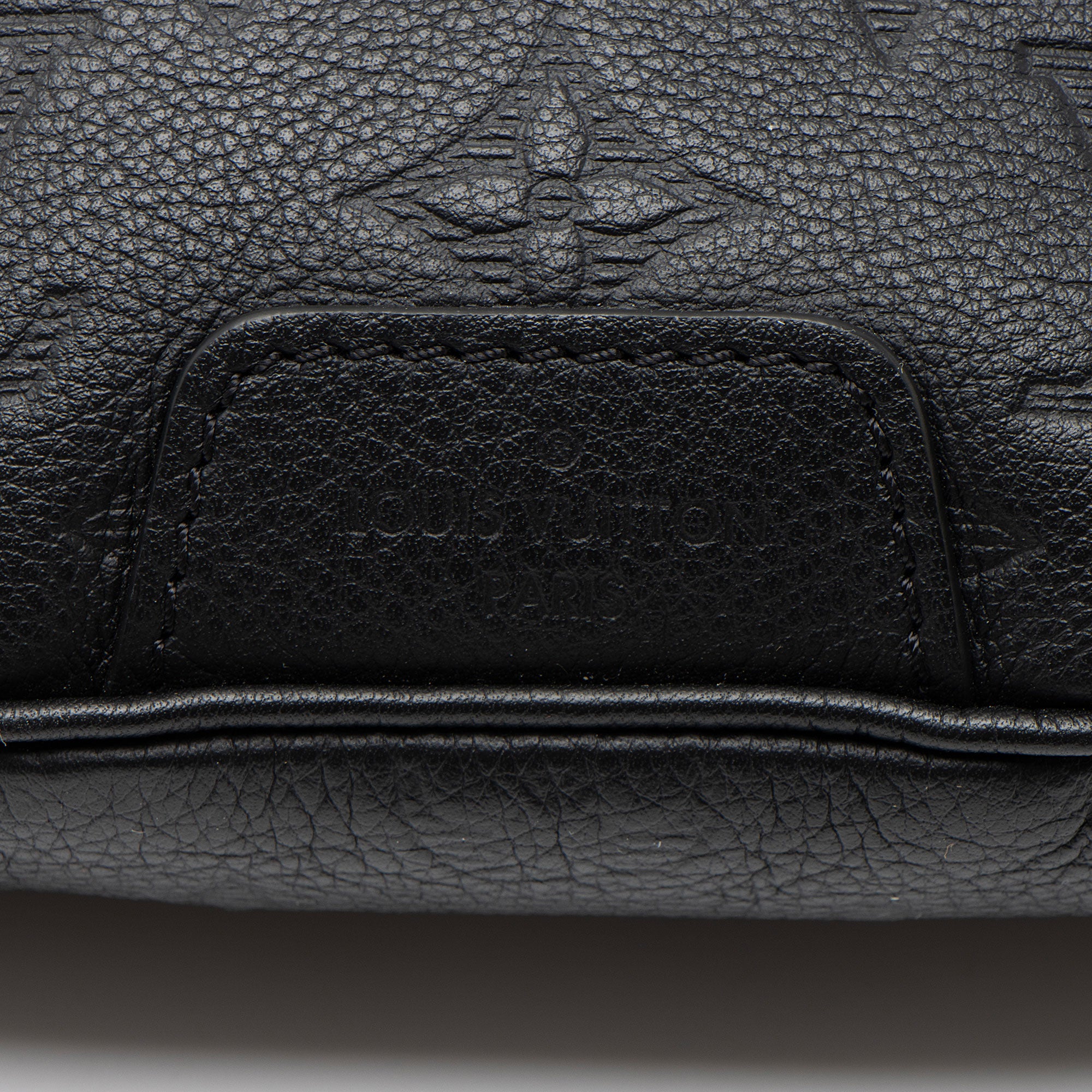 Louis Vuitton Monogram Shadow Discovery Bumbag