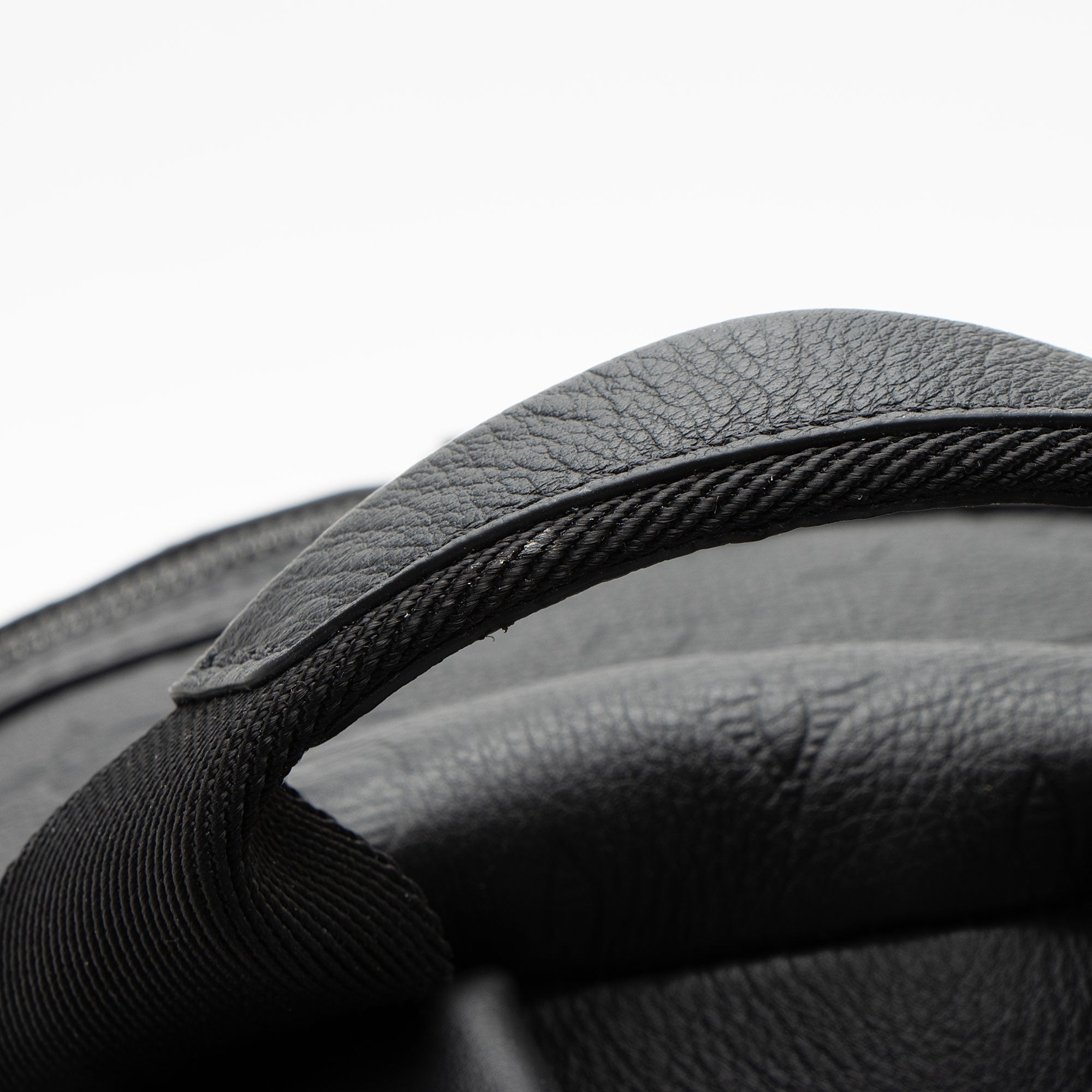 Louis Vuitton Monogram Shadow Discovery PM Backpack (SHF-mUZI8A)