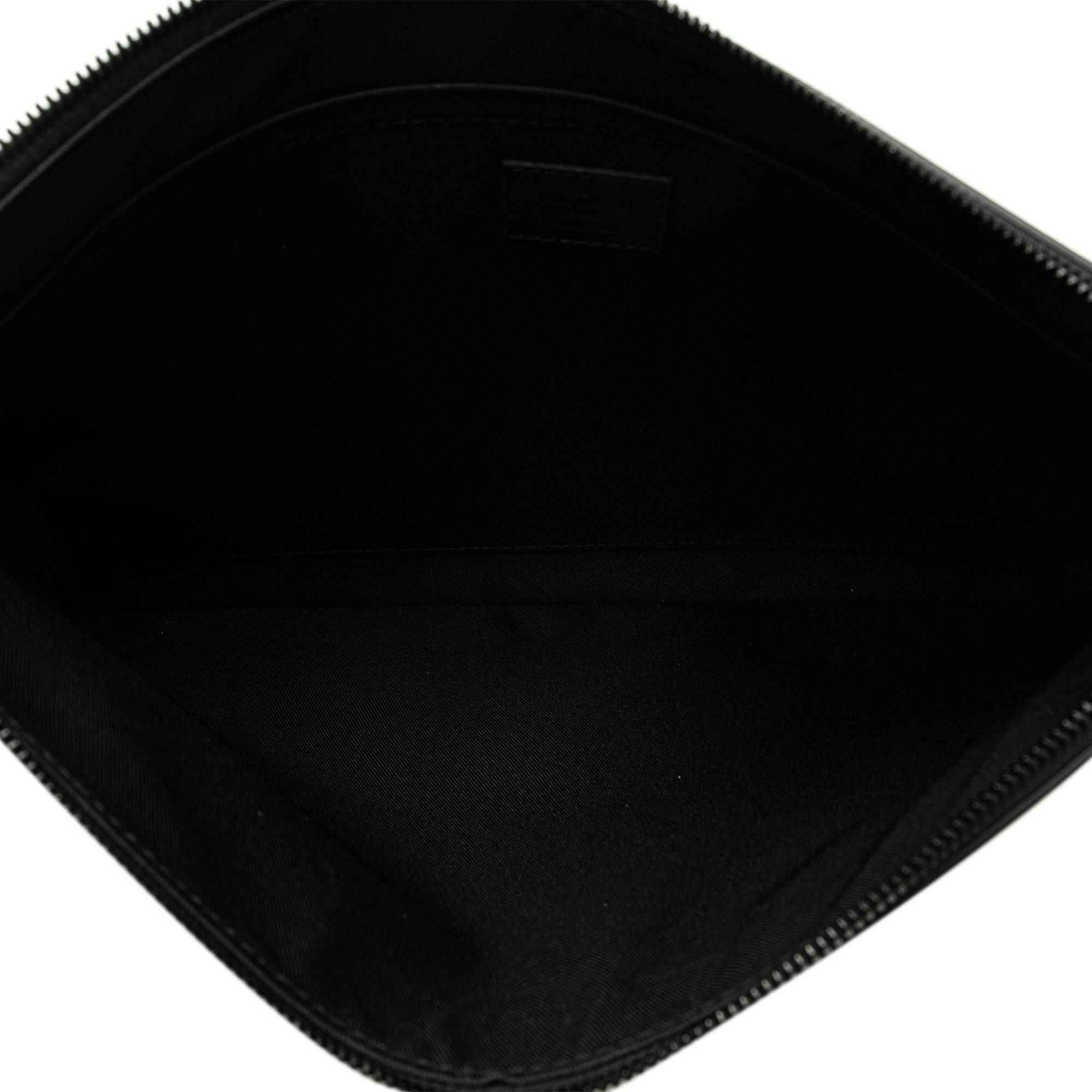 Louis Vuitton Monogram Shadow Discovery Pochette (SHG-pygLuW)