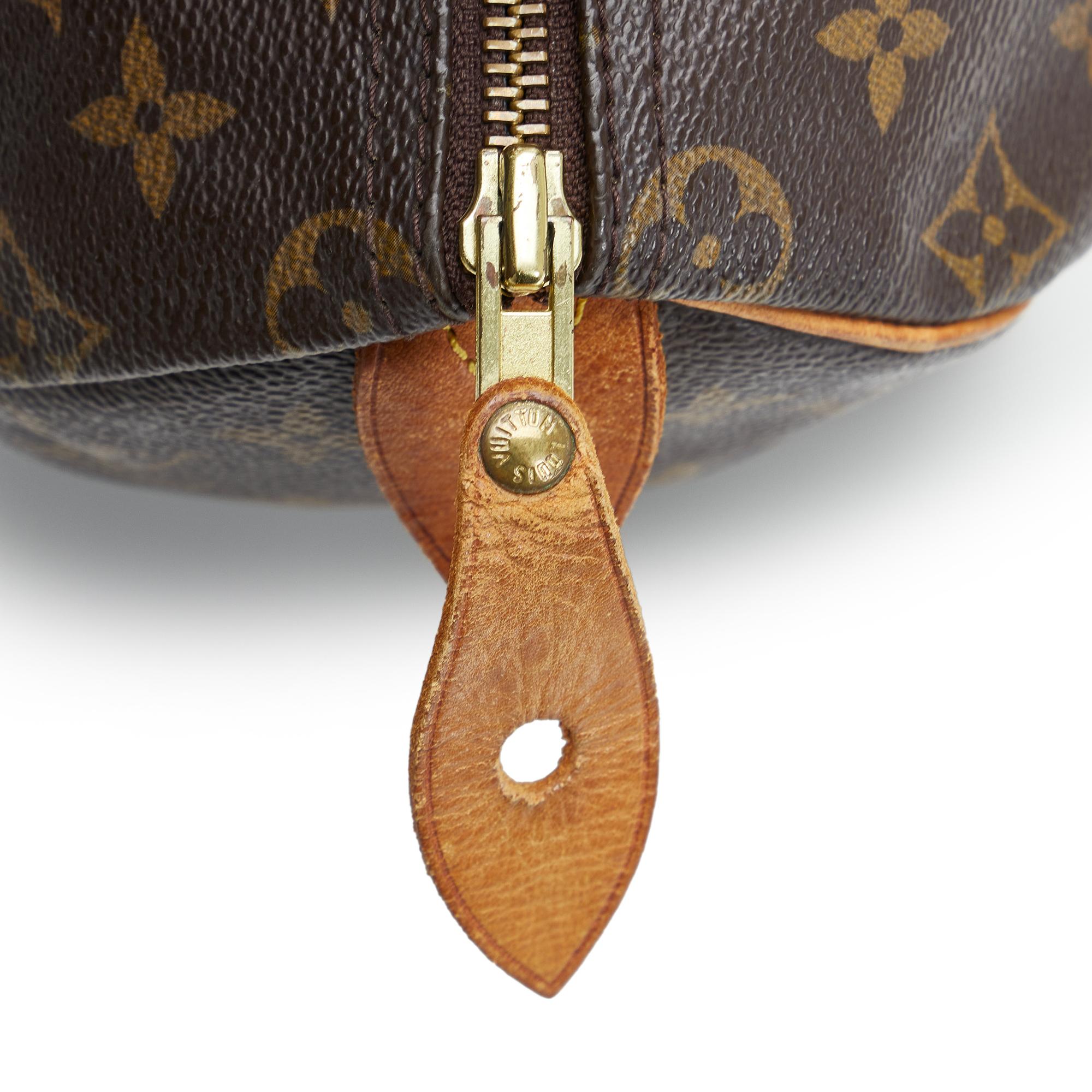 Louis Vuitton Monogram Speedy 25 (SHG-rUn5Vs)