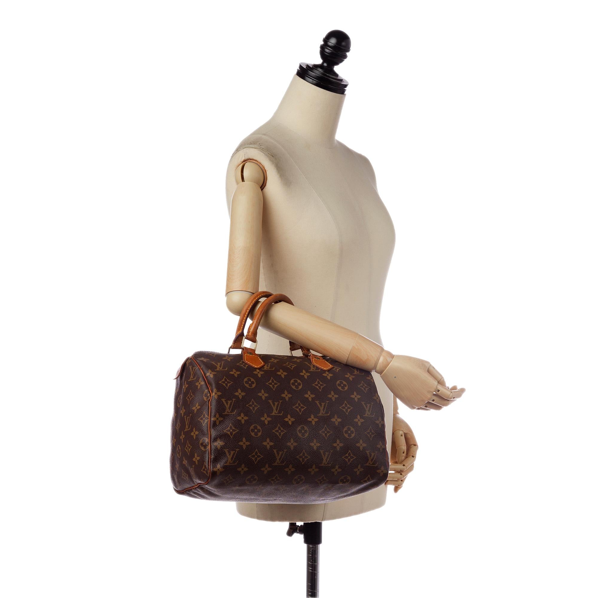 Louis Vuitton Monogram Speedy 30 (SHG-36619)