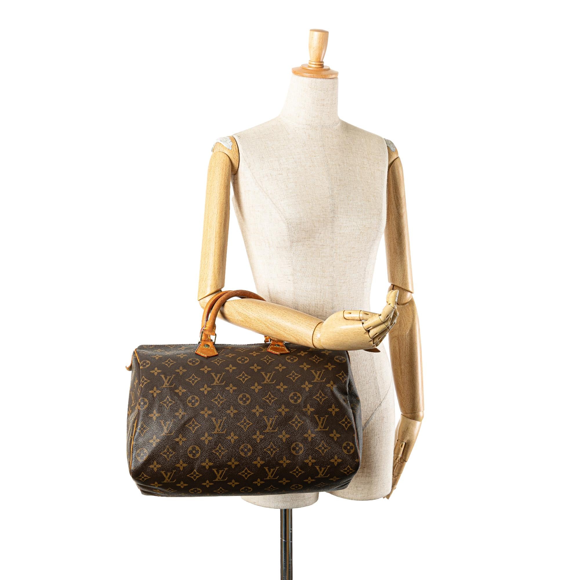 Louis Vuitton Monogram Speedy 35