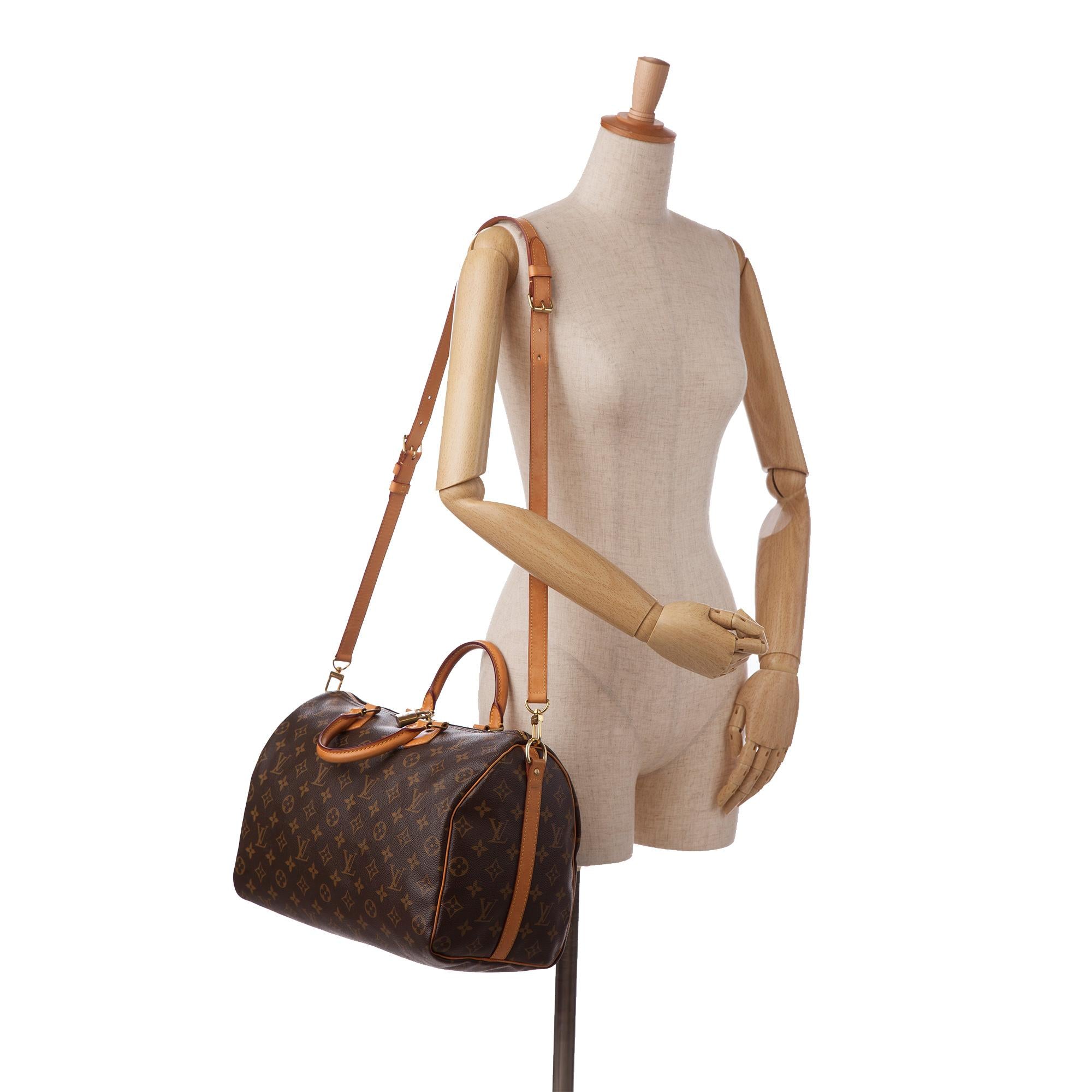 Louis Vuitton Monogram Speedy Bandouliere 30 (SHG-koB80q)