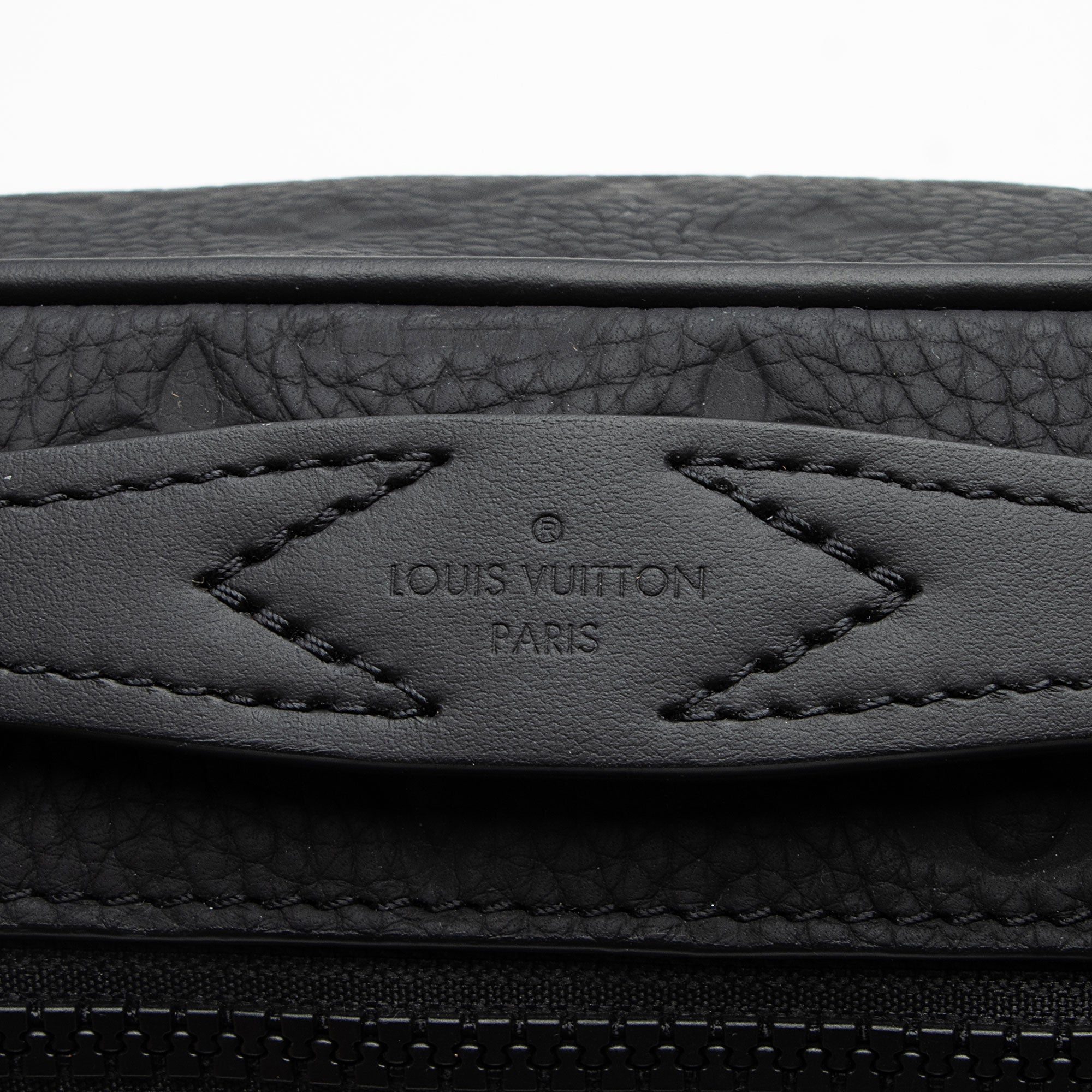 Louis Vuitton Monogram Taurillon Leather S Lock Messenger Bag (SHF-AzeZUq)