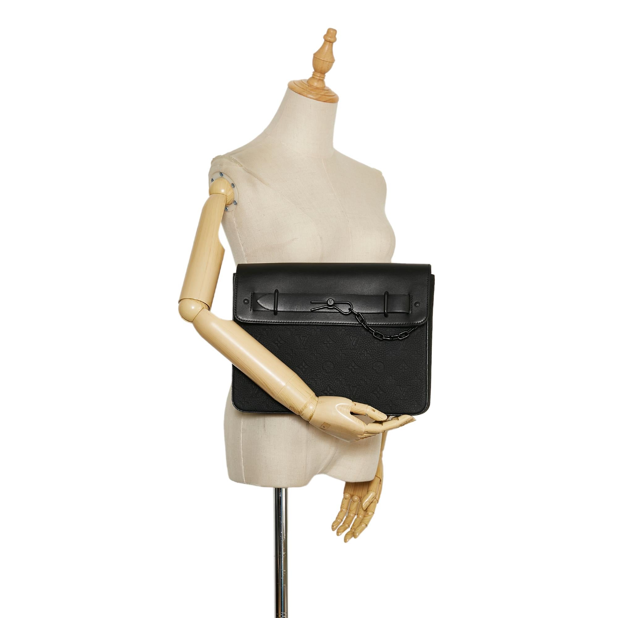 Louis Vuitton Monogram Taurillon Pochette Steamer (SHG-zdezb9)