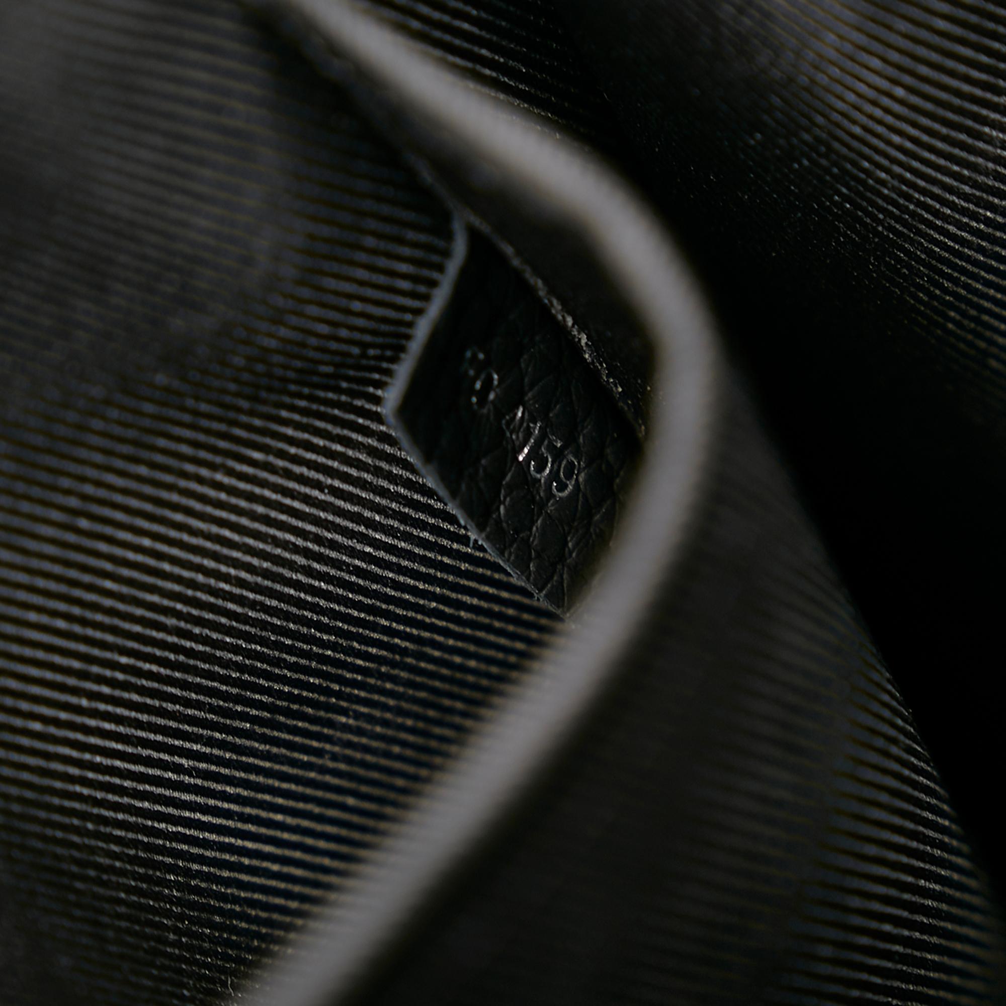 Louis Vuitton Monogram Taurillon Sac Plat (SHG-YouJrv)