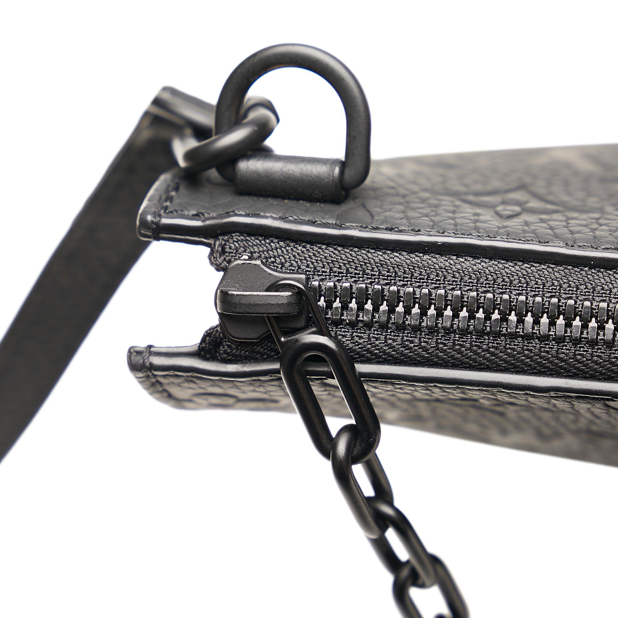 Louis Vuitton Monogram Taurillon Sac Plat (SHG-YouJrv)