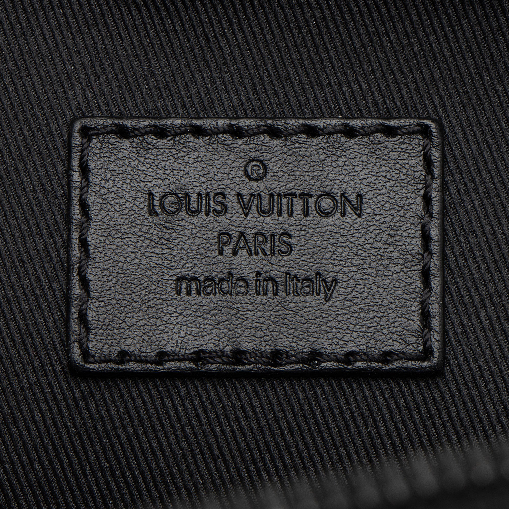 Louis Vuitton Monogram Taurillon Soft Trunk Crossbody (SHF-CIXOvt)