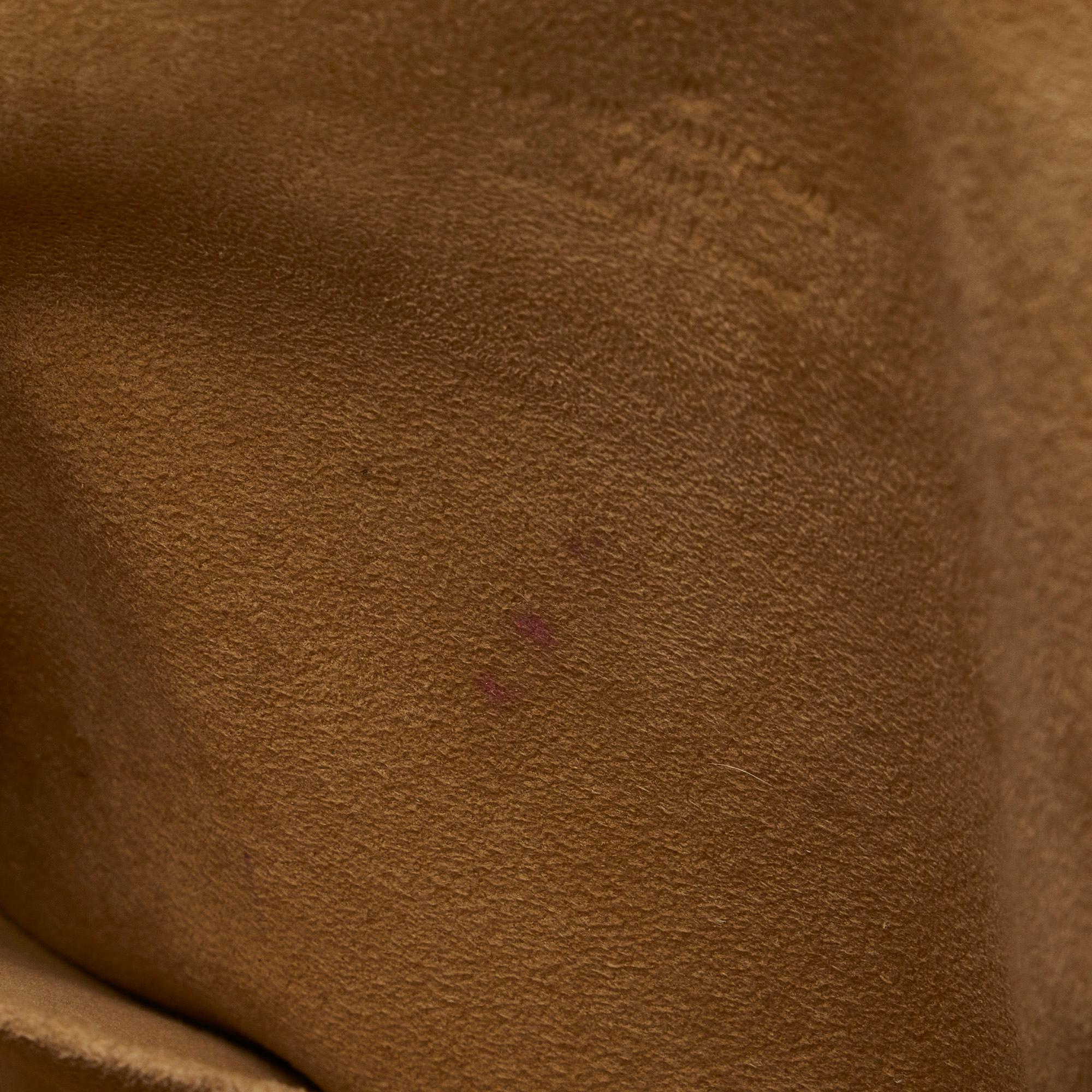 Louis Vuitton Monogram Theda GM (SHG-syVGYq)