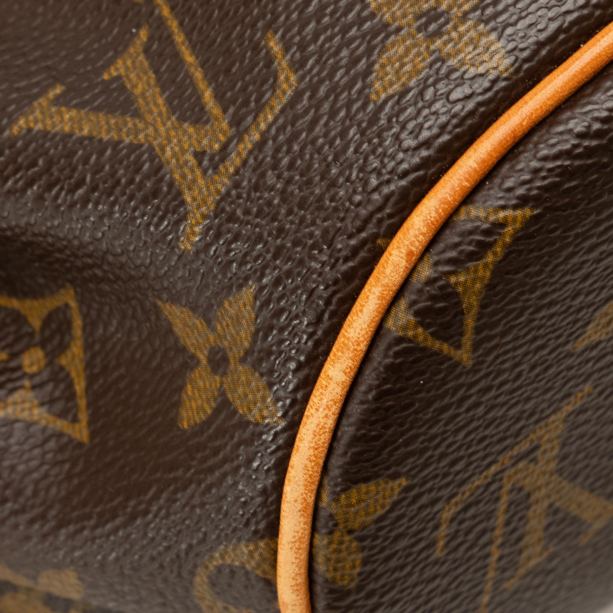 Louis Vuitton Monogram Theda PM (SHG-Lp12GB)