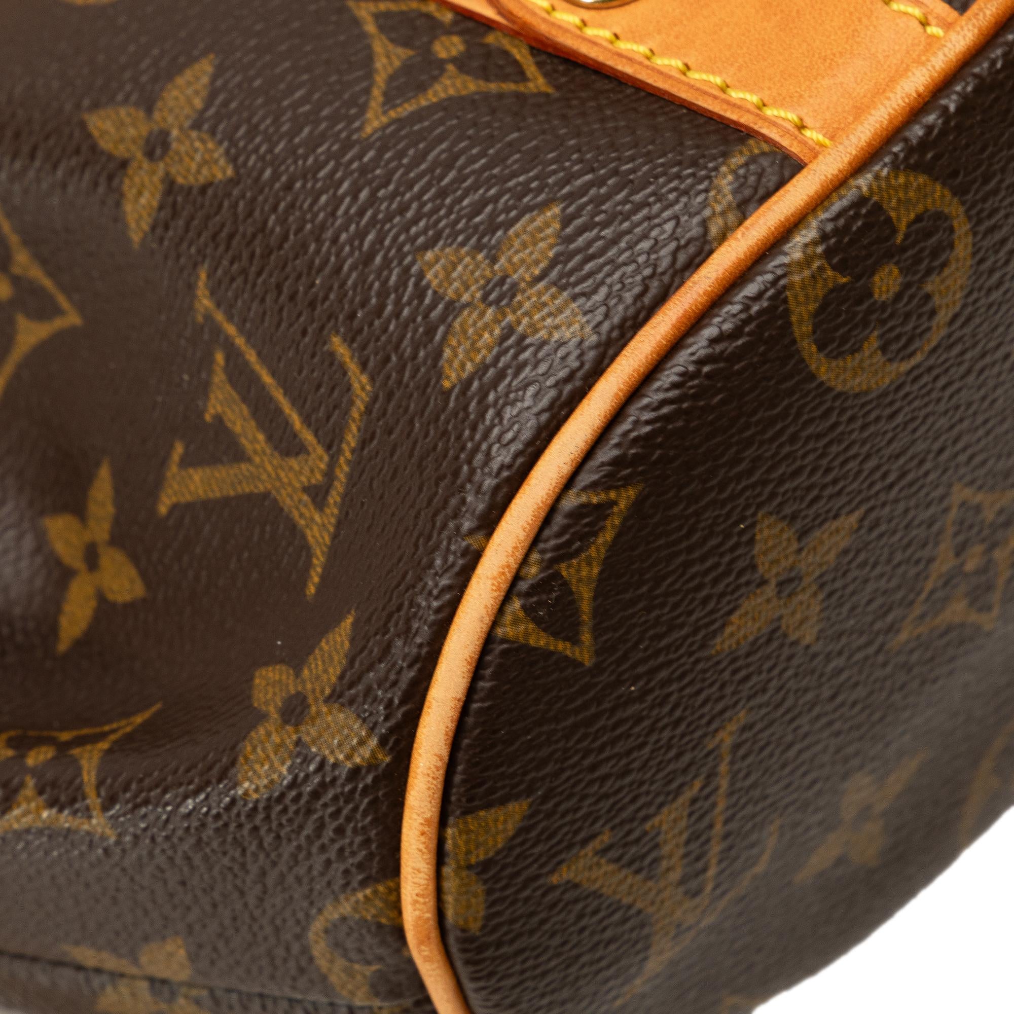 Louis Vuitton Monogram Theda PM (SHG-Lp12GB)